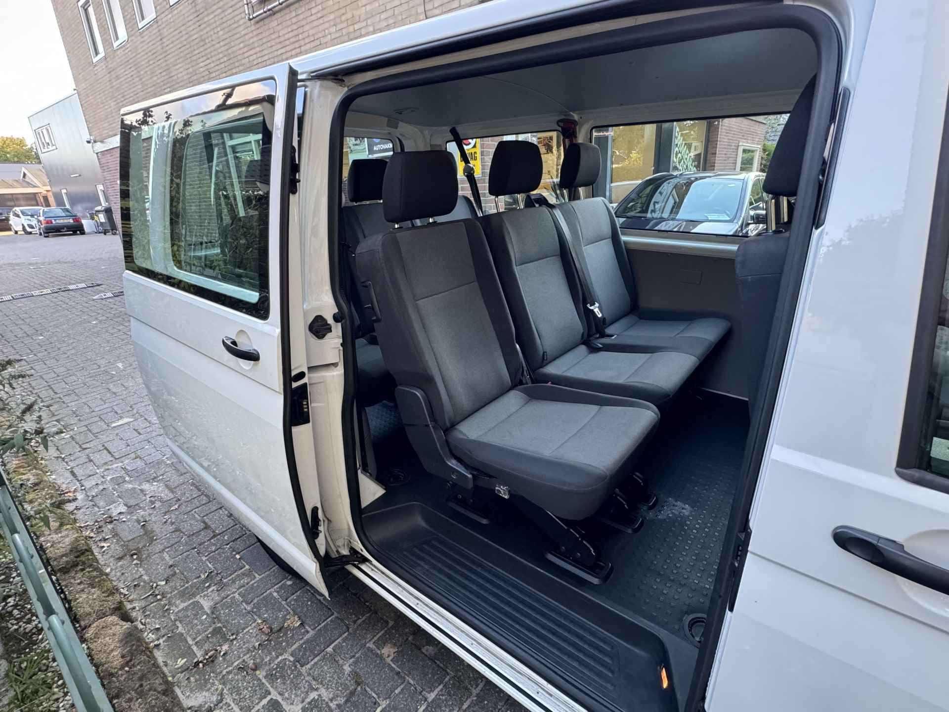 Volkswagen Transporter Kombi 2.0 TDI L1H1 9-Persoons/Airco/Nieuw model/Cruise control/Incl. BTW - 26/35