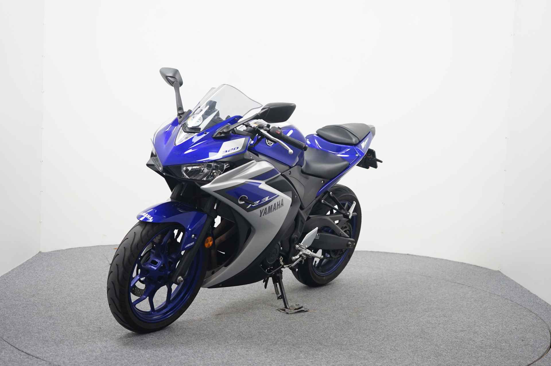 Yamaha YZF-R3 - 4/14