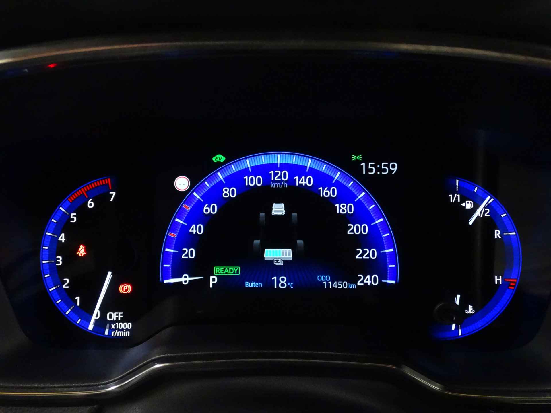 Toyota Corolla Touring Sports 1.8 Hybrid Dynamic Two-Tone Trekhaak | Head-up display | Winterpack | Elec. achterklep - 20/36
