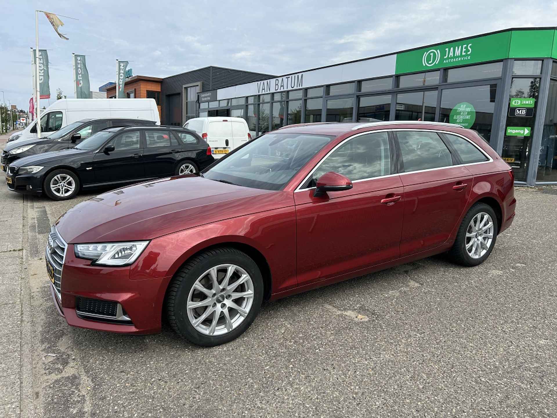 Audi A4 Avant 40 TFSI Des Pro Line - 2/26