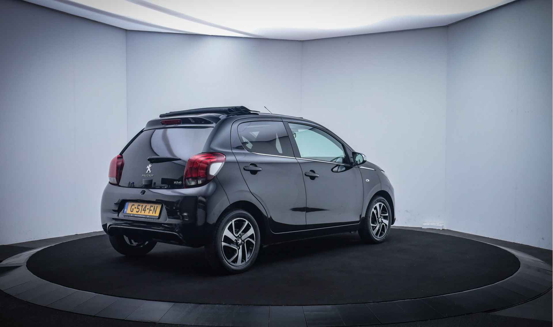 Peugeot 108 1.0 e-VTi TOP! ALLURE SCHUIFDAK/CAMERA/CARPLAY/CLIMA/ELEK PAKKET/LMV - 5/20