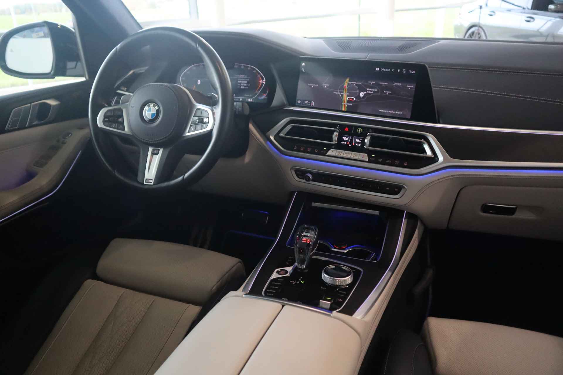 BMW X7 xDrive40d High Executive Panorama dakSky Lounge / BMW Personal CoPilot Pack - 7/30
