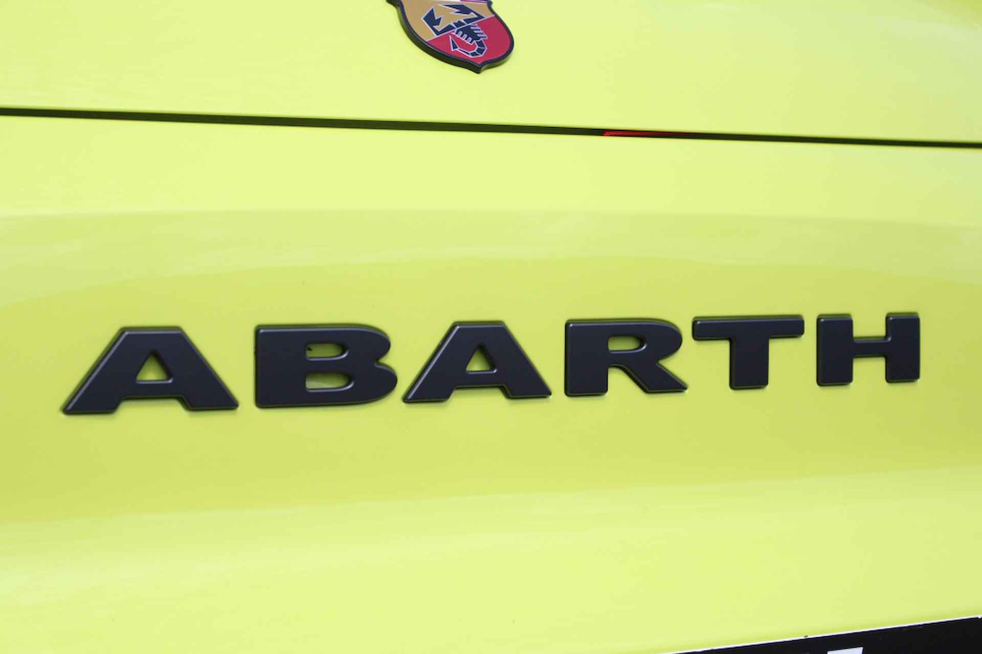Abarth 500E Scorpionissima 155PK | full option - 5/37