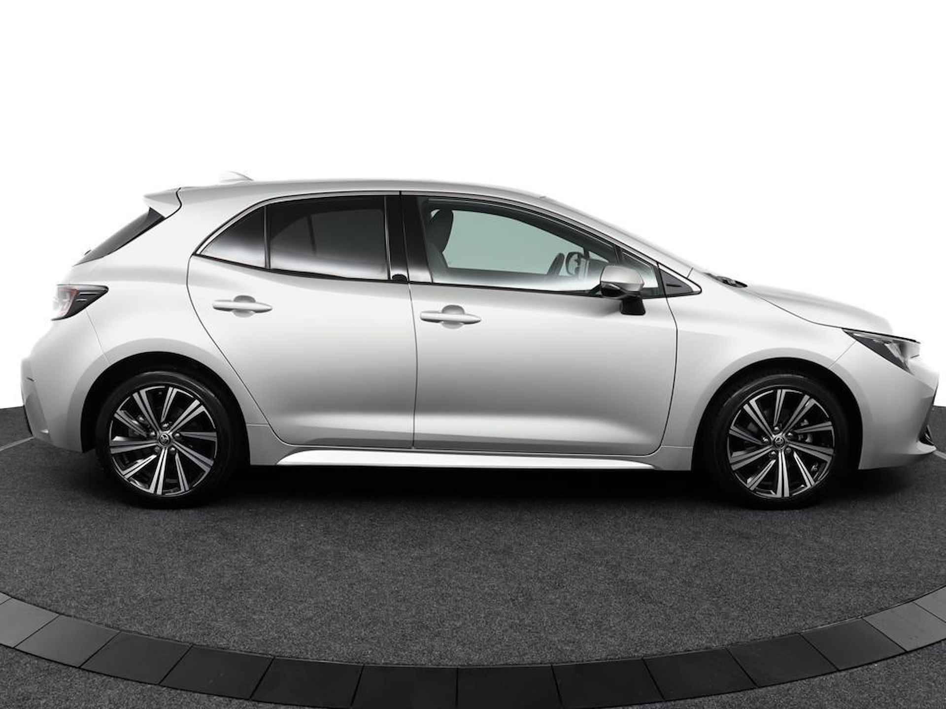 Toyota Corolla 1.8 Hybrid Dynamic Navigatie | Stoelverwarming| Parkeercamera | - 14/52