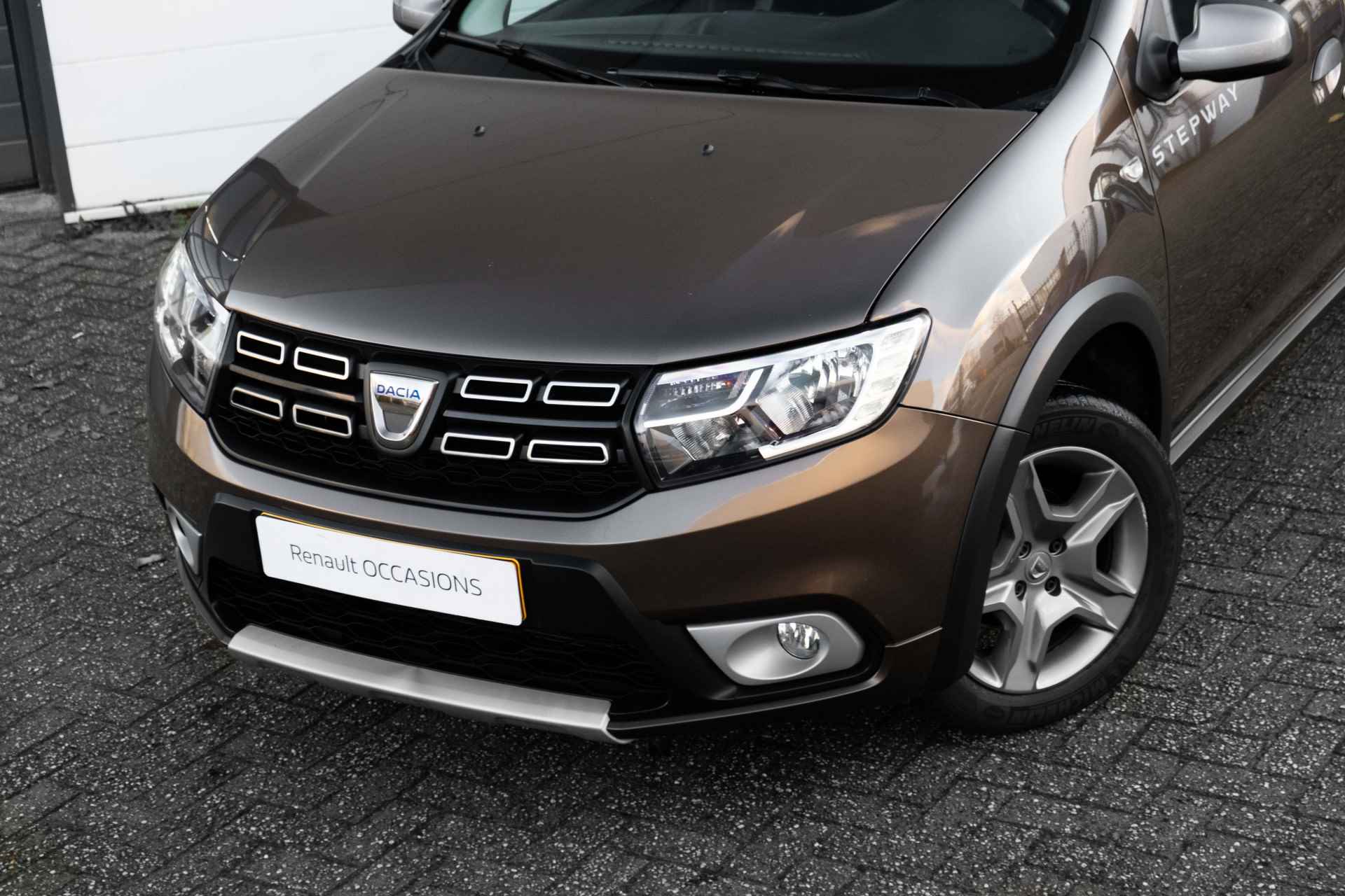 Dacia Logan MCV 0.9 TCe Stepway | Camera achter | NAVI | Cruise controle | | incl. Bovag rijklaarpakket met 12 maanden garantie | - 20/49