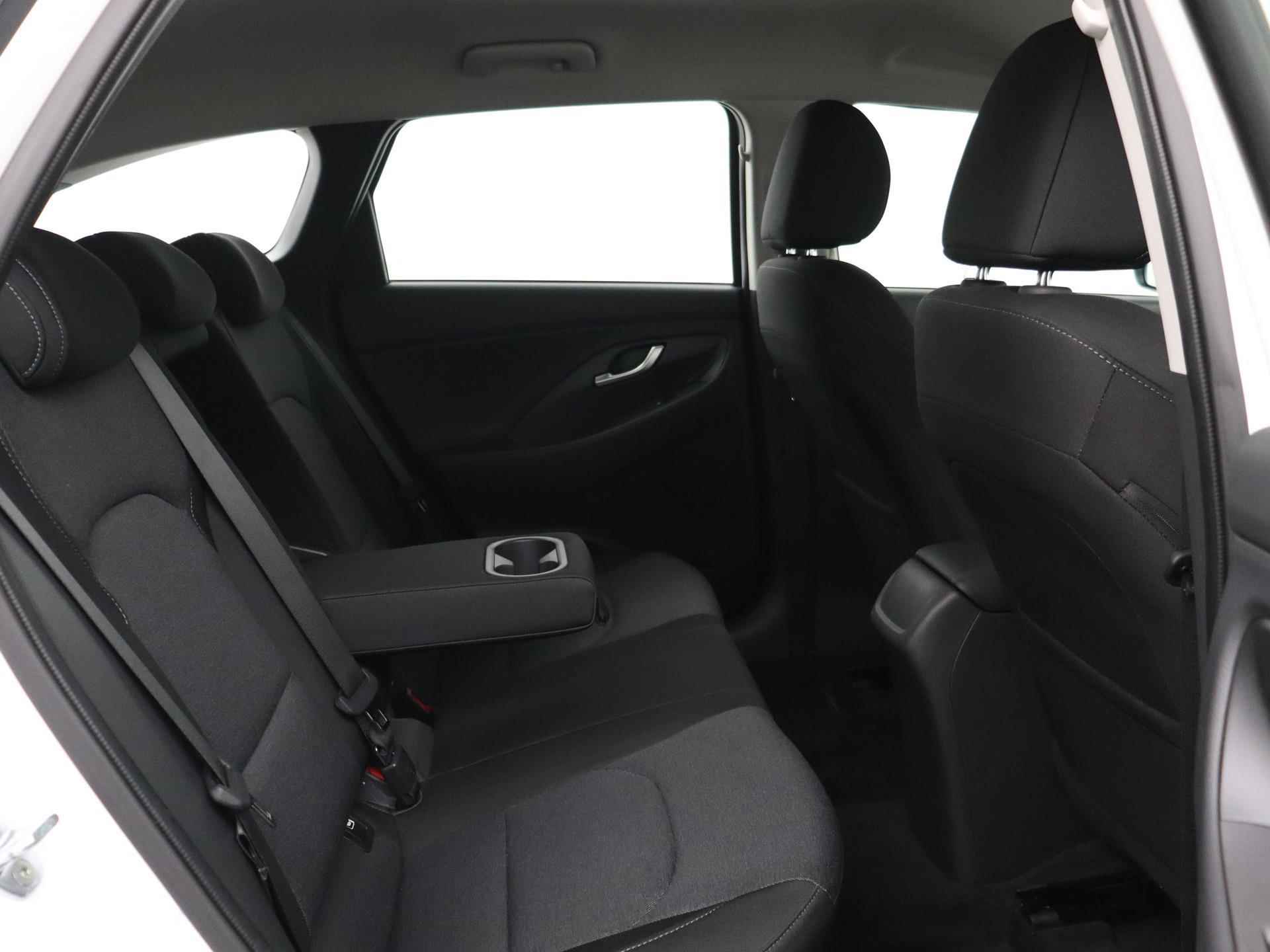 Hyundai i30 Wagon 1.0 T-GDi MHEV Comfort Smart | 5 jaar garantie! | Navi | Clima | Cruise | - 30/33