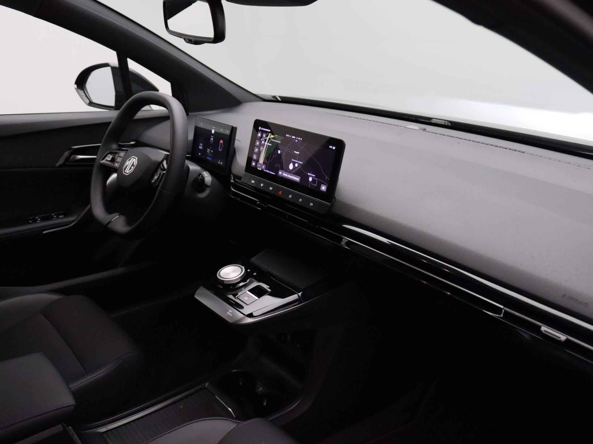 MG 4 Long Range Luxury 64 kWh | Navi | Led Koplampen | 360 Camera | Apple CarPlay | - 24/26