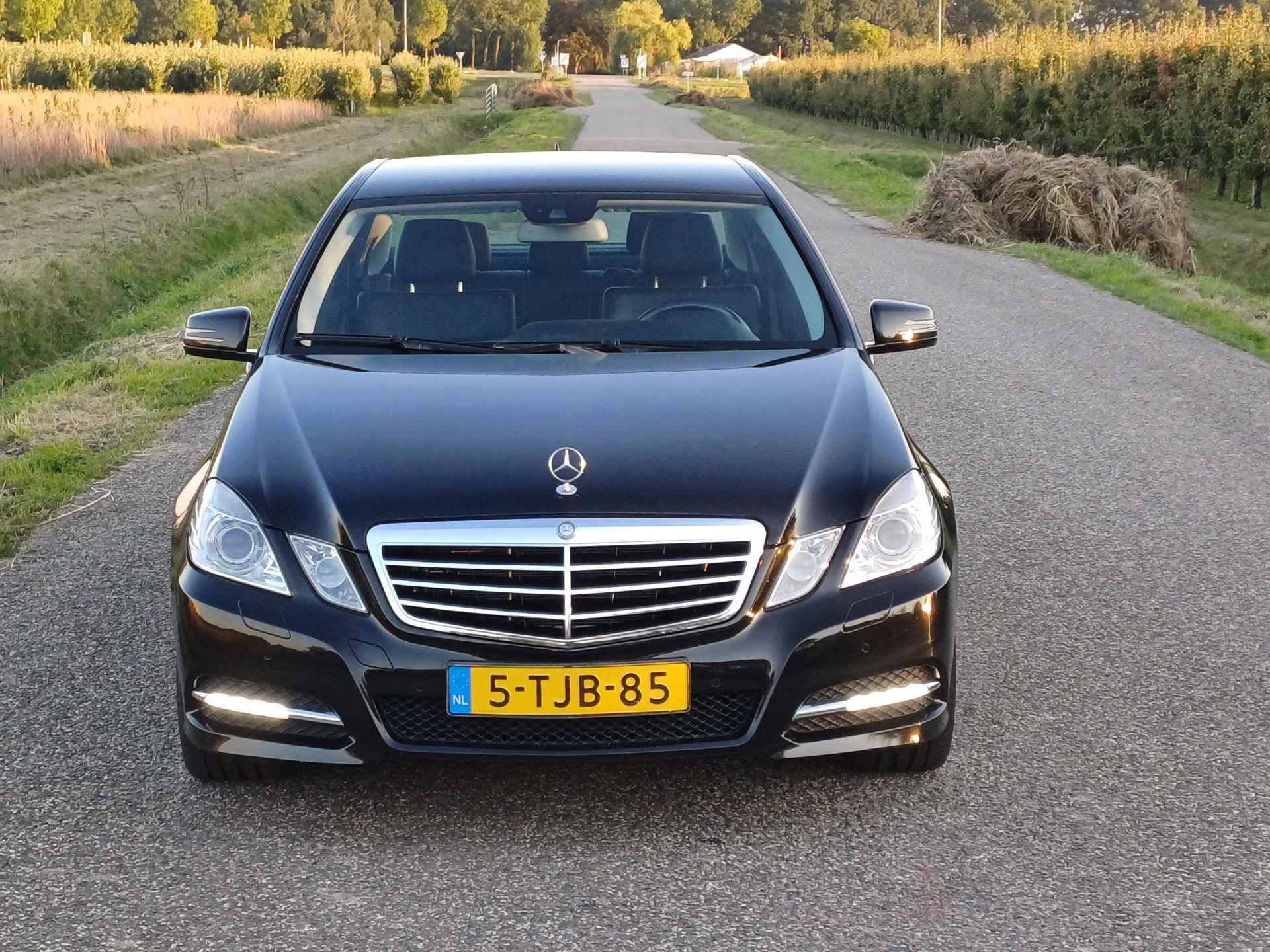 Mercedes-Benz E-Klasse 200 Ambition Avantgarde Xenon | Stoelverwarming | Navigatie - 5/50