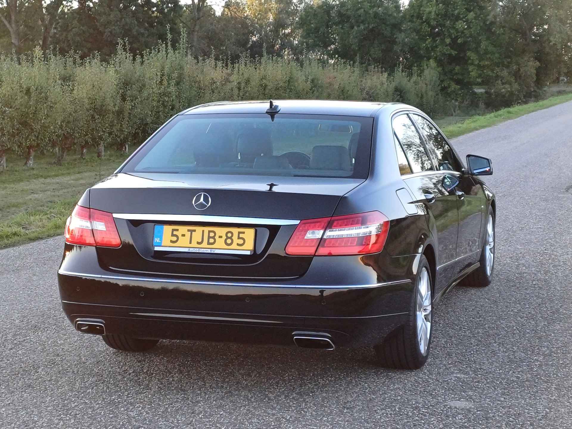 Mercedes-Benz E-Klasse 200 Ambition Avantgarde Xenon | Stoelverwarming | Navigatie - 7/50