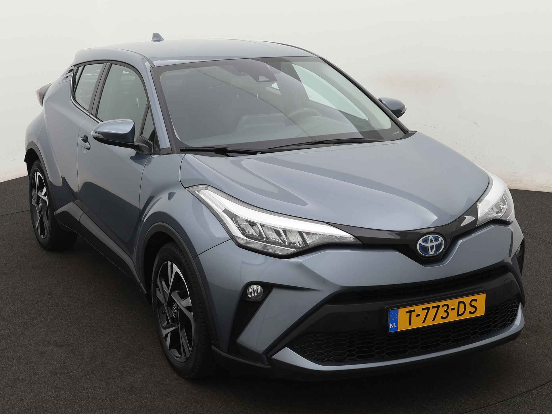 Toyota C-HR 1.8 Hybrid Dynamic | NL-Auto | Fabrieksgarantie t/m 06-2033 mogelijk! - 29/44