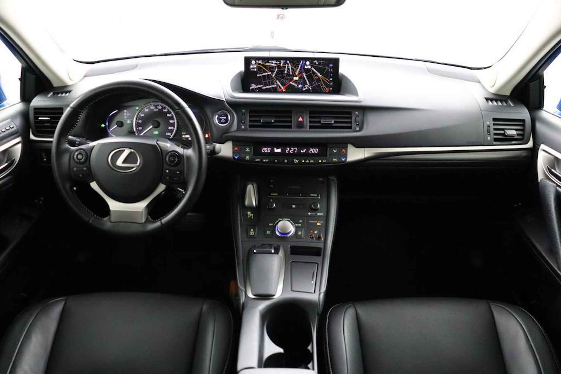 Lexus CT 200h Luxury Line | Lederen bekleding | Navigatie | Parkeersensoren | Stoelverwarming | - 4/56