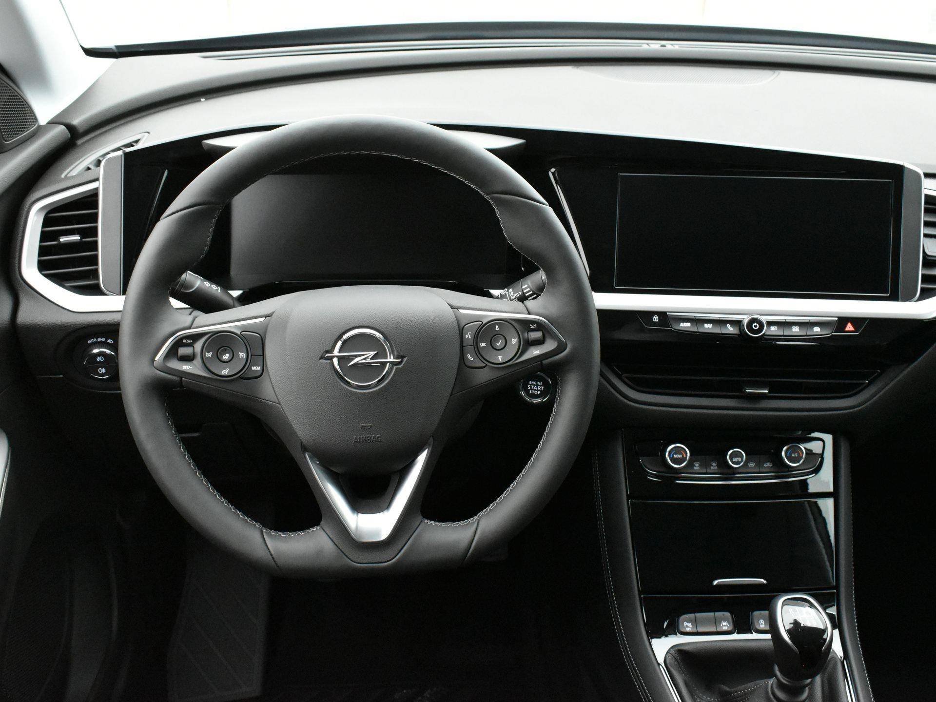 Opel Grandland GS Line 130 pk | Snel leverbaar | Navigatie | Camera | Keyless entry | - 12/38