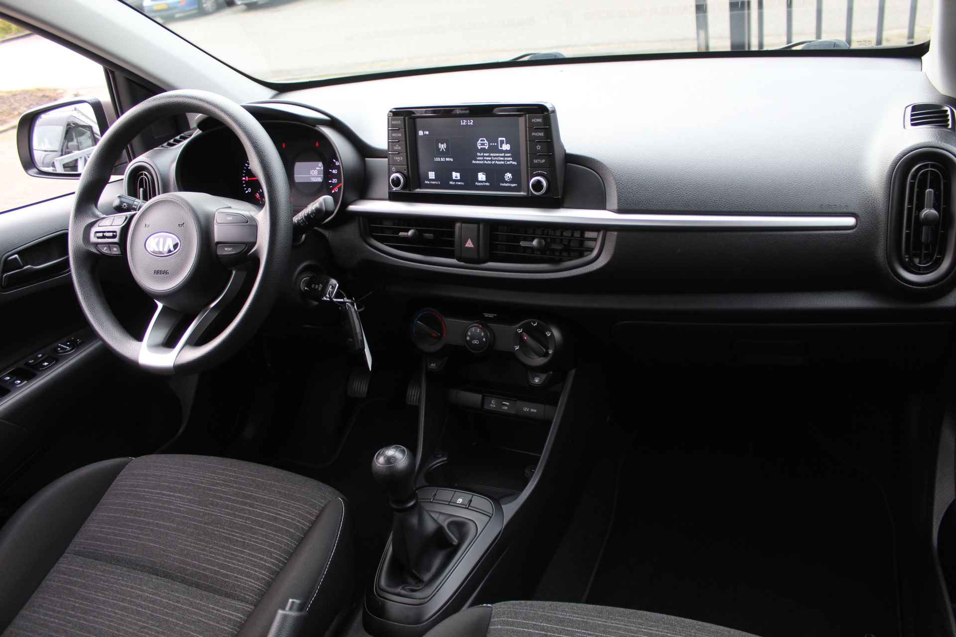 Kia Picanto 1.0 MPi ComfortPlusLine Navigatie/Camera/Verwarmbare buitenspiegels/Airco - 2/22