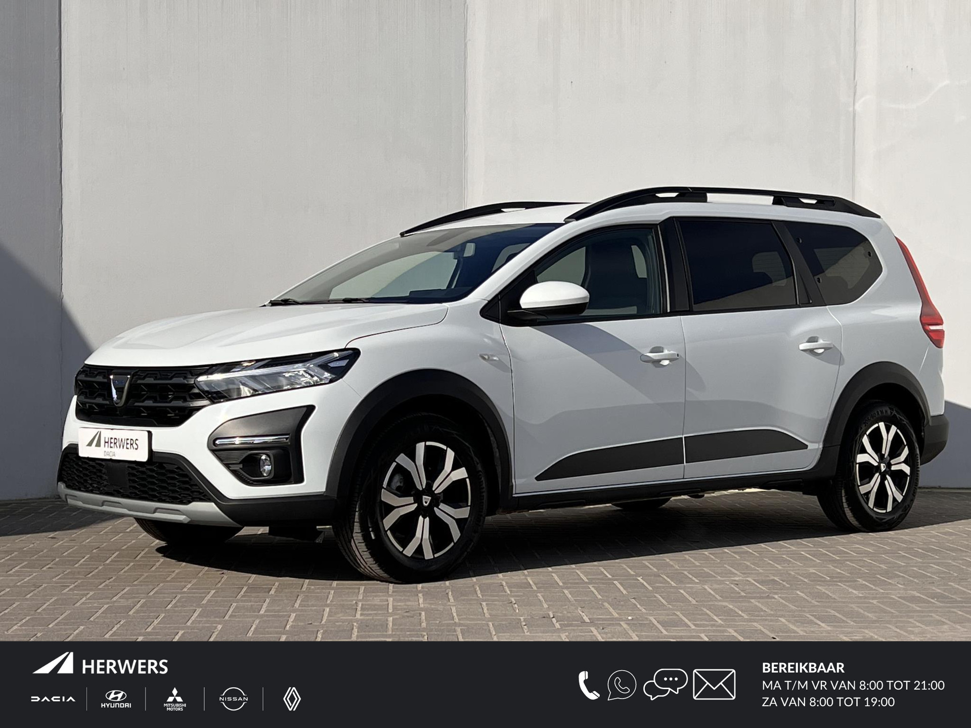 Dacia Jogger 1.0 TCe 110 Extreme 7p. / Zeven persoons / Navigatie via Apple Carplay of Android Auto / Stoelverwarming /