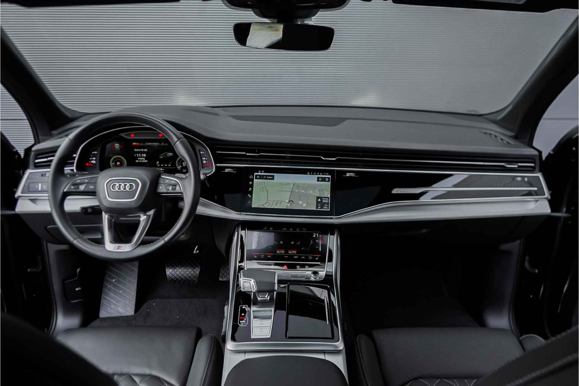 Audi Q7 60 TFSIe Quattro Competition Pano Luchtvering ACC HUD Trekhaak B&O Massage - 3/74