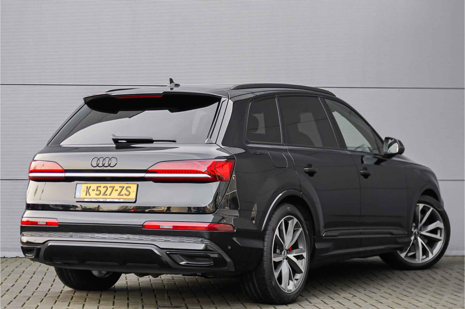 Audi Q7 60 TFSIe Quattro Competition Pano Luchtvering ACC HUD Trekhaak B&O Massage - 17/74