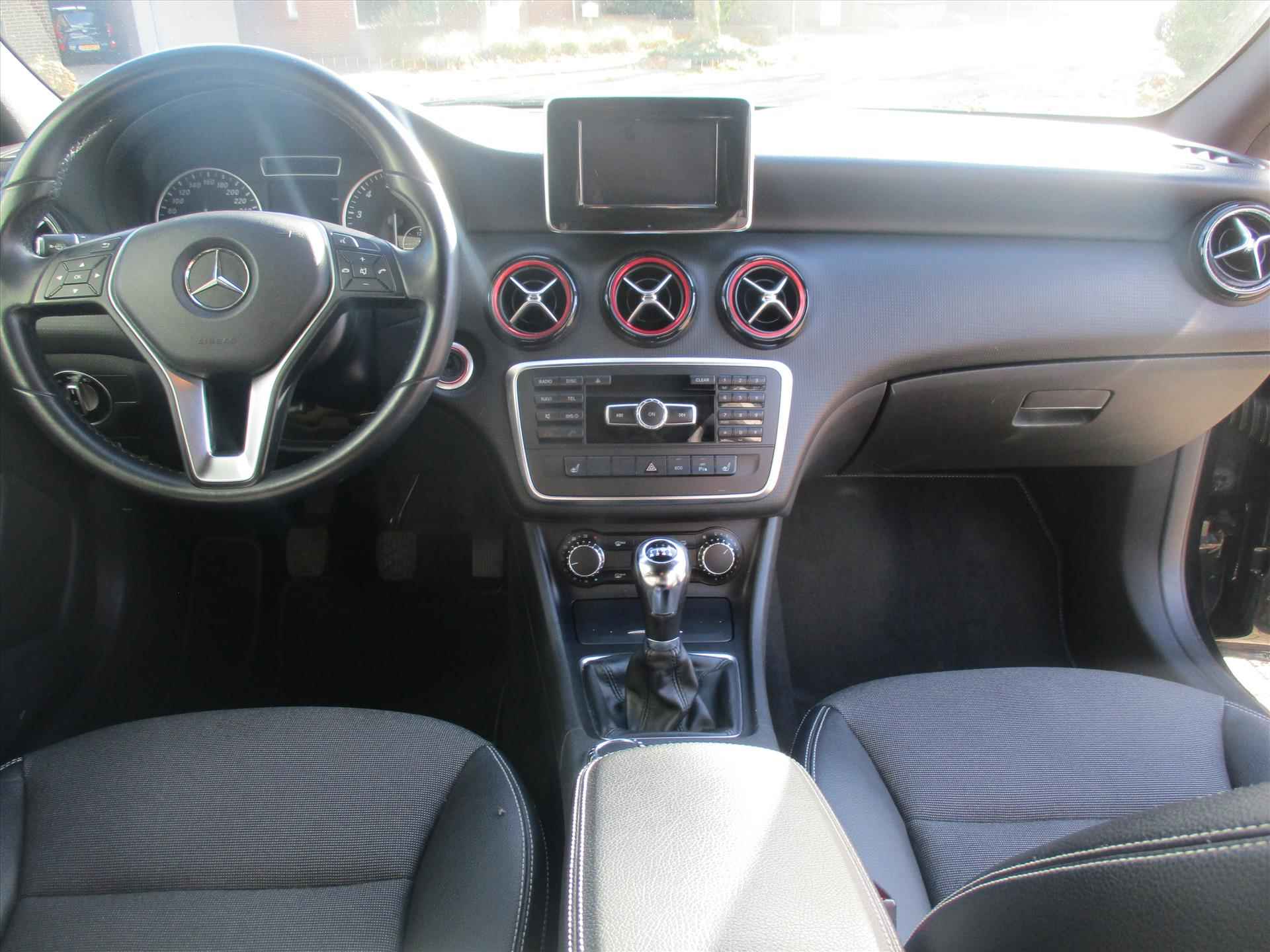 MERCEDES A-Klasse A 180 BlueEFFICIENCY 122pk  Sport Edition - 7/18