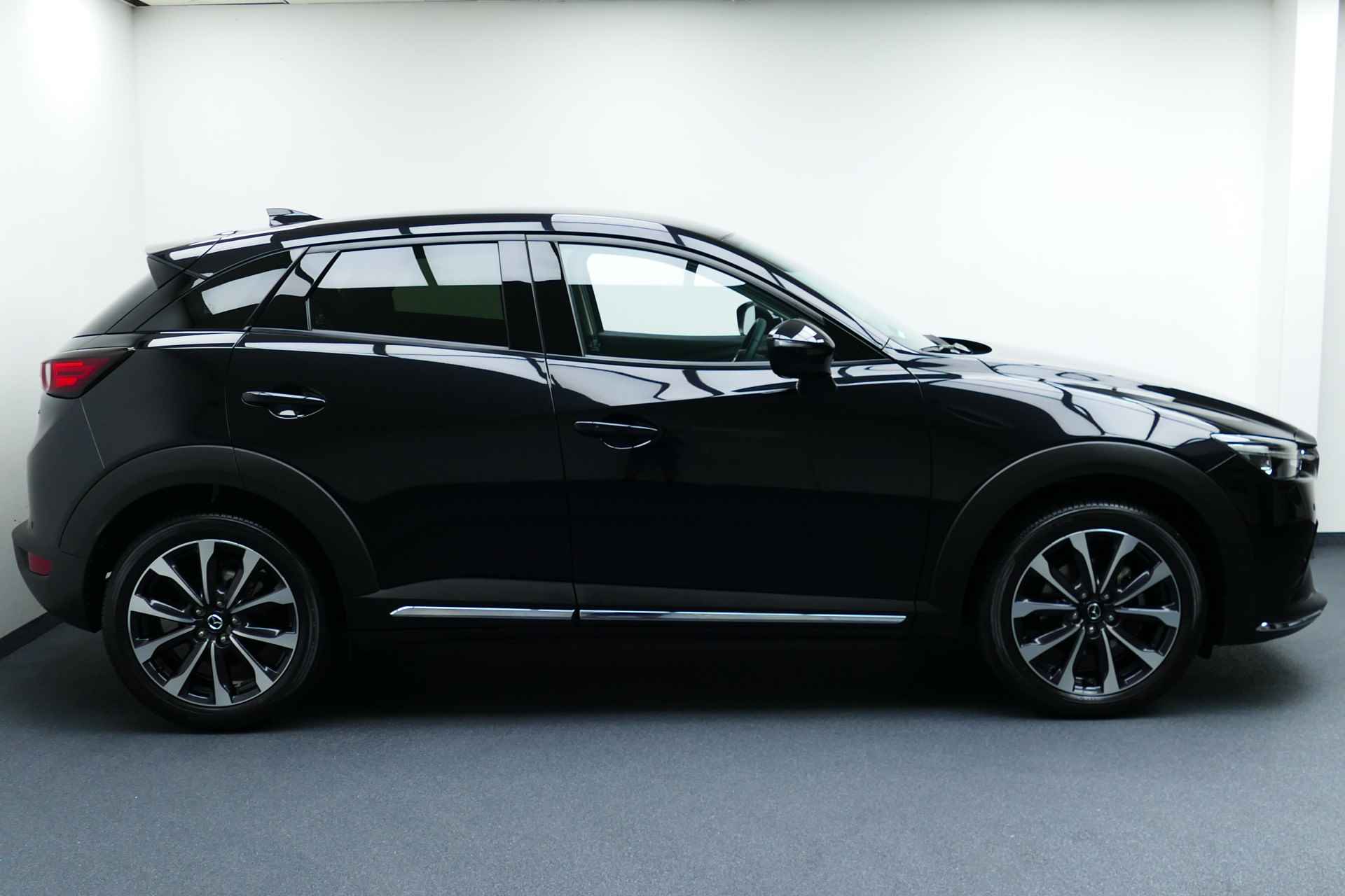 Mazda CX-3 2.0 SkyActiv-G 121 Luxury Bj2022. Leer, Stoelverw, Led Koplampen, 18"LMV, Camera, Haak 1200kg - 9/44