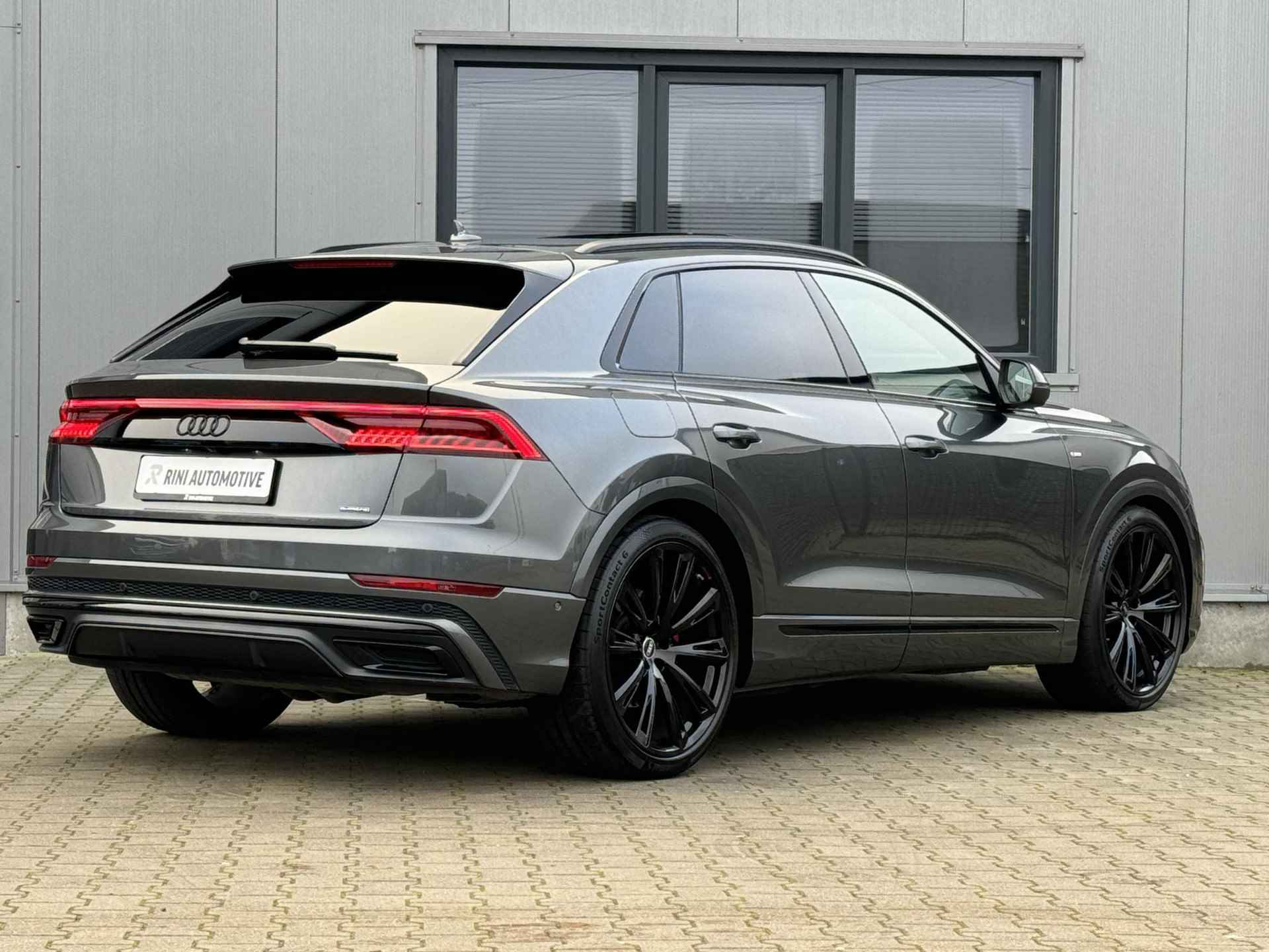 Audi Q8 55 TFSI e quattro Pro Line S Line - 381 PK - RS stoelen - Trekhaak - B&O - Softclose - 2/41