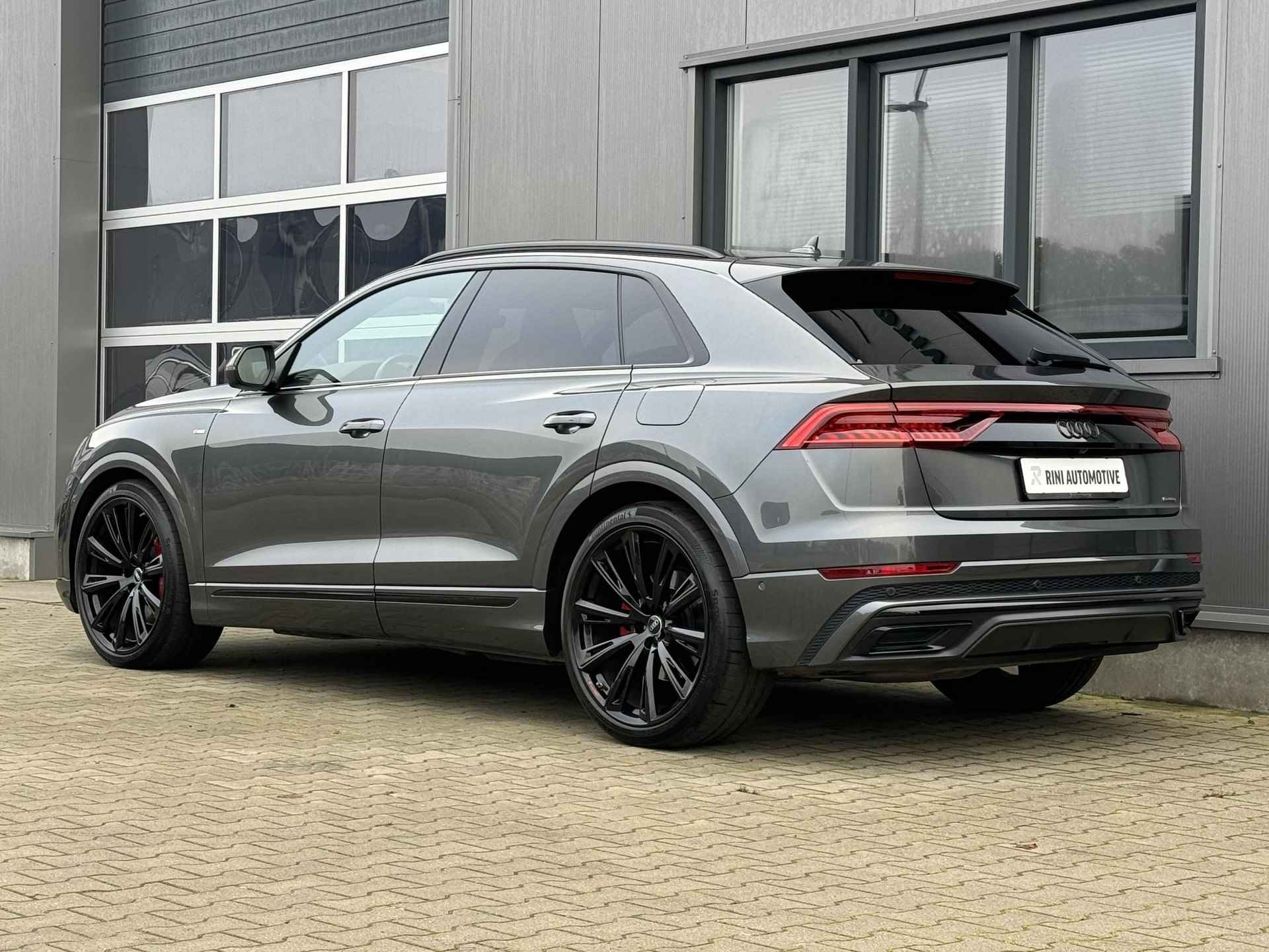 Audi Q8 55 TFSI e quattro Pro Line S Line - 381 PK - RS stoelen - Trekhaak - B&O - Softclose - 30/41