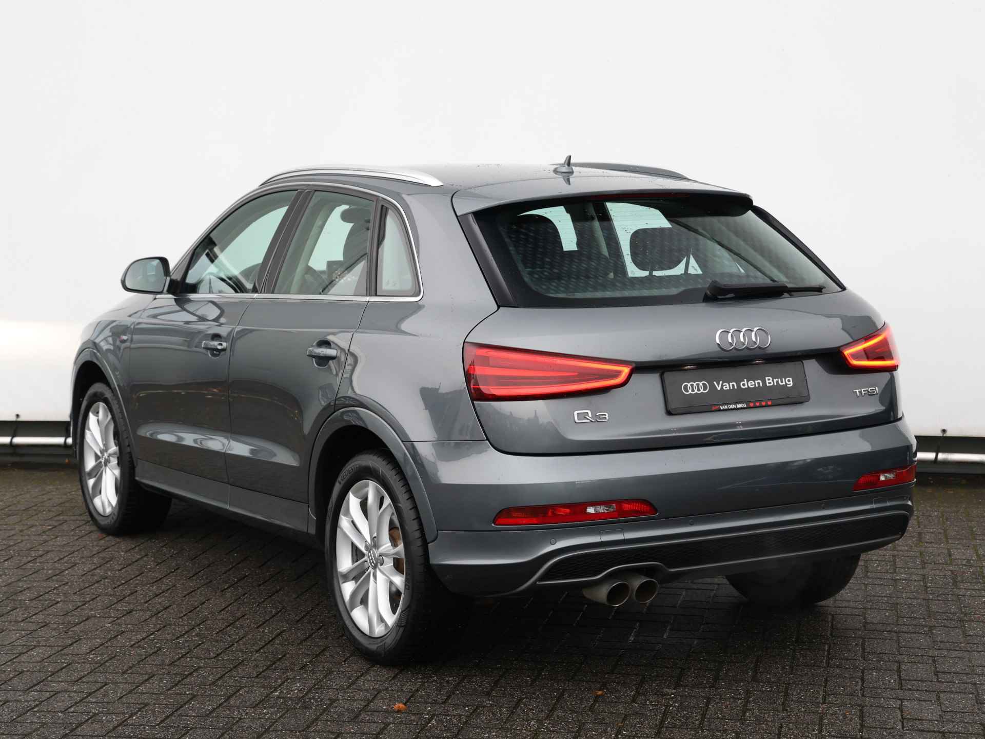 Audi Q3 1.4 TFSI Sport Edition 150PK I Xenon I Navigatie I Cruise I S-Line I Spiegelpakket - 14/38