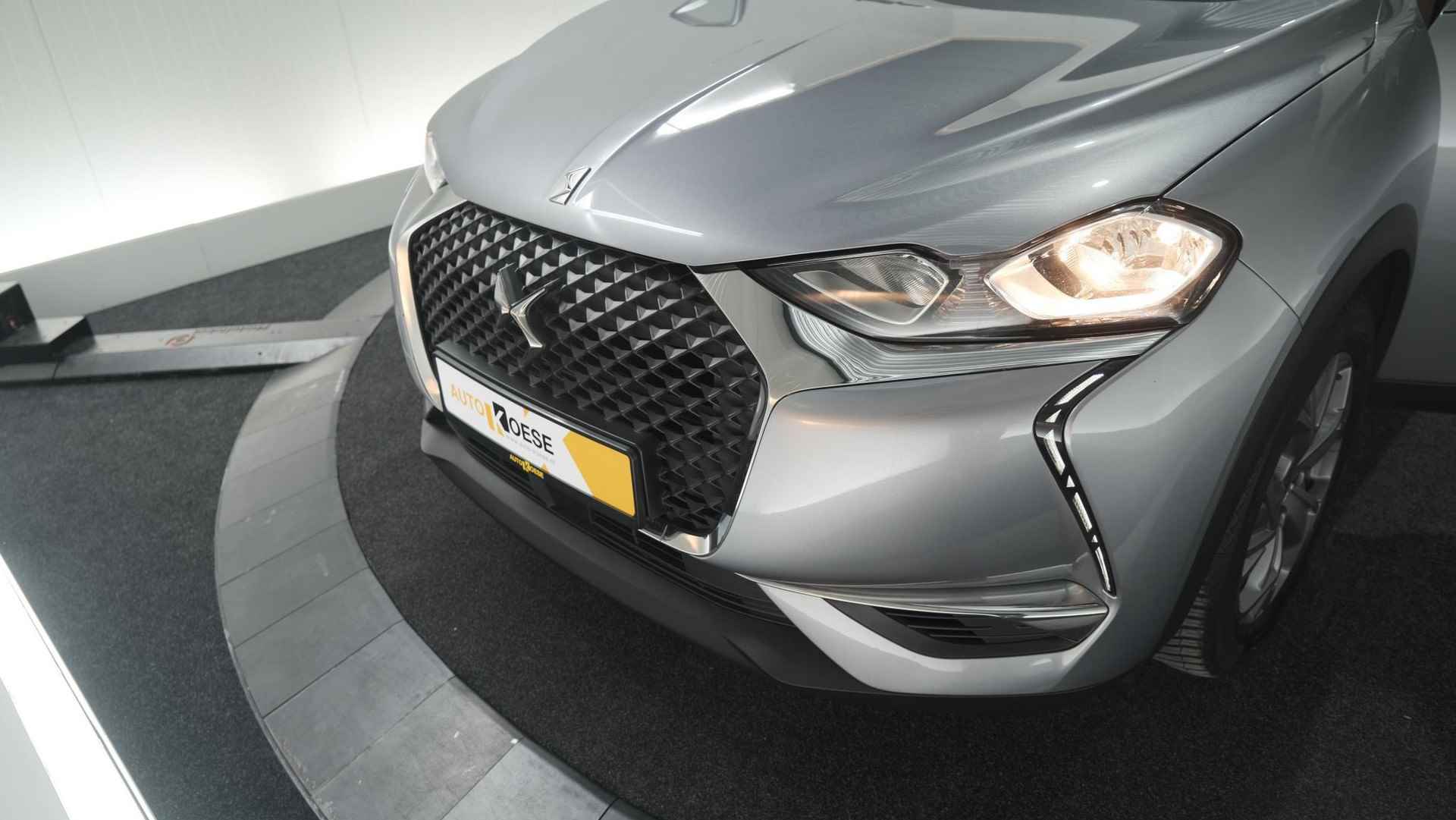 DS 3 Crossback PureTech 100 Montmartre | Parkeersensoren | Apple Carplay | Allseason Banden | Navigatie | Climate Control - 17/64