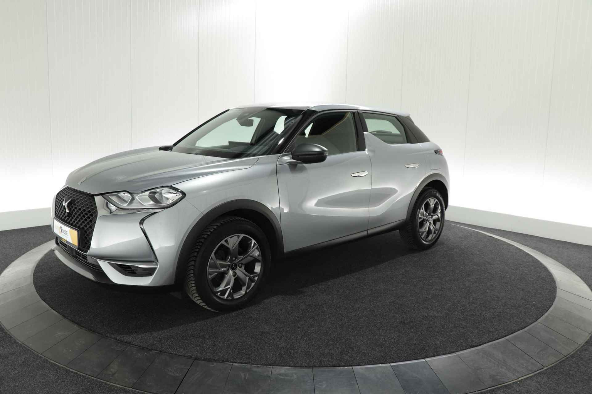 DS 3 Crossback PureTech 100 Montmartre | Parkeersensoren | Apple Carplay | Allseason Banden | Navigatie | Climate Control - 59/64