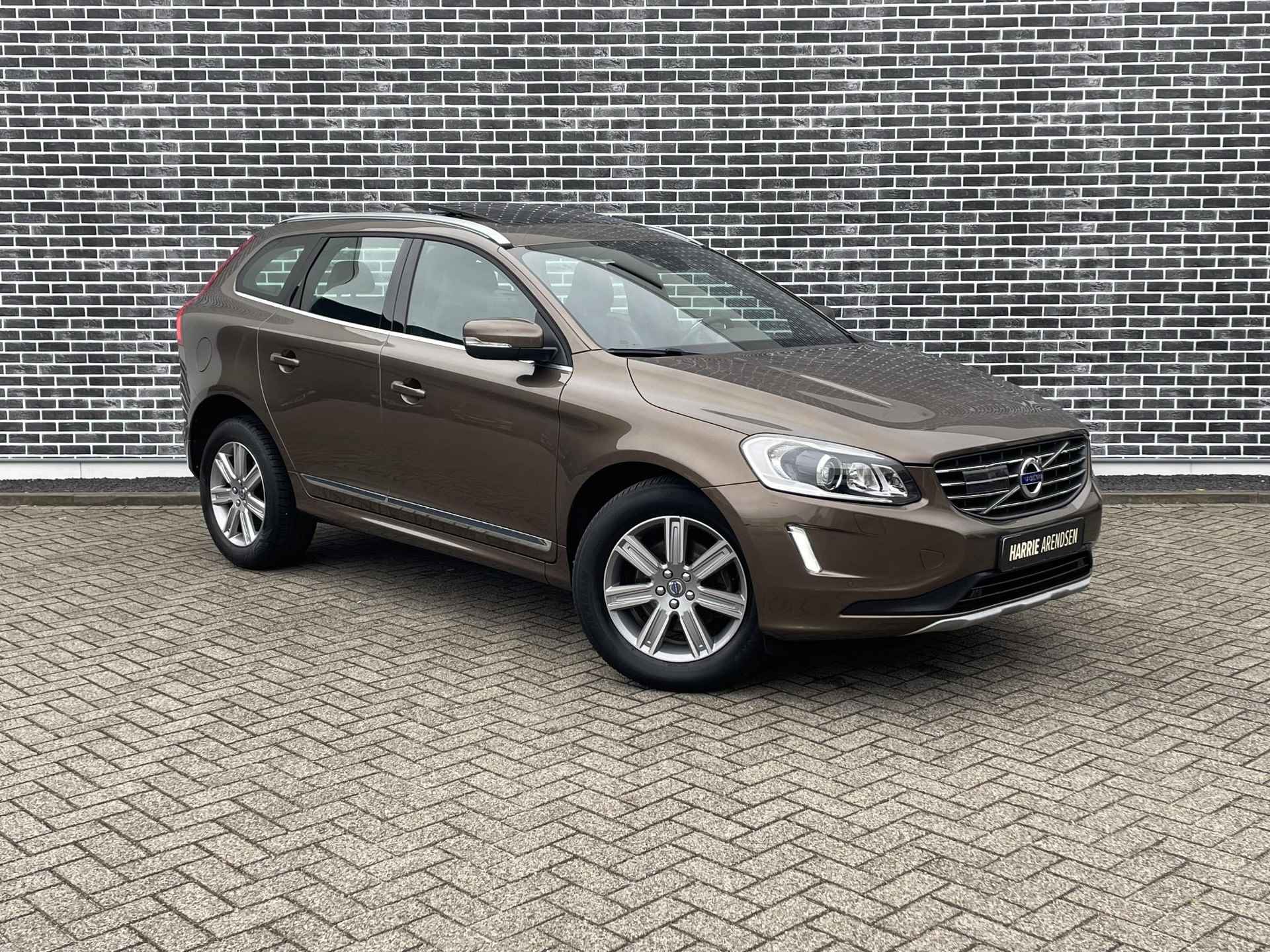 Volvo XC60 2.0 D4 FWD Polar+ | Adapative Cruise Control | Panoramadak | Achteruitrijcamera - 7/22