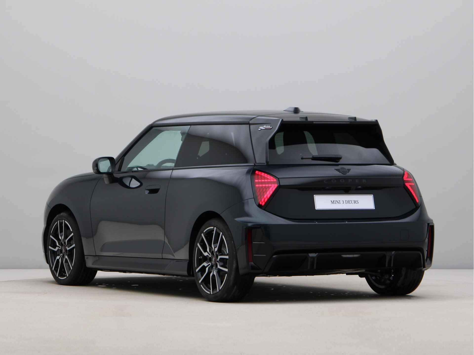 MINI Cooper E John Cooper Works Pakket M PRIVATE LEASE EUR 399,- (48 mnd/10.000 km incl. SEPP subsidie) - 8/24