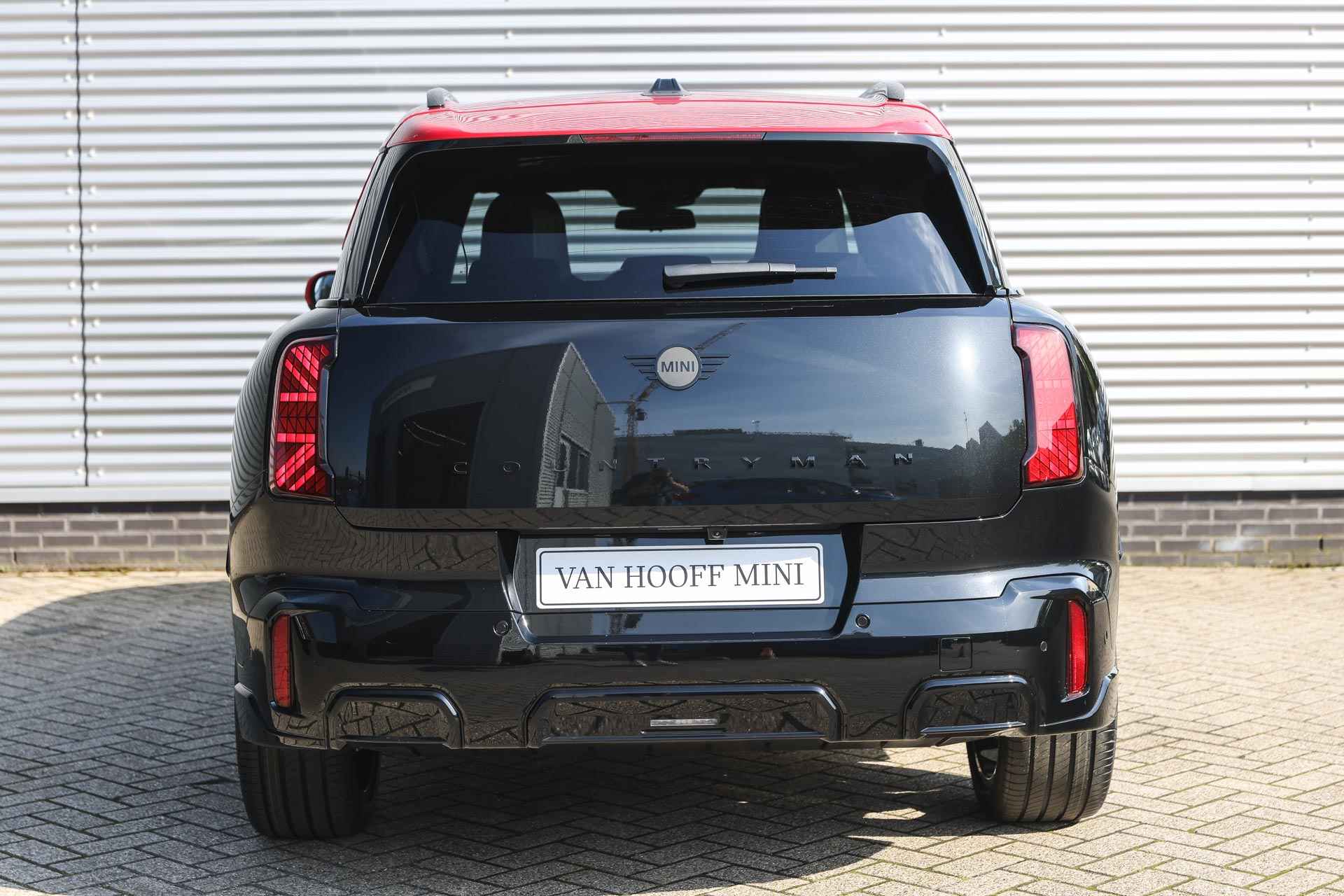 MINI Countryman E JCW 66.5 kWh / Panoramadak / JCW Sportstoelen / Parking Assistant Plus / LED / Head-Up / Comfort Access / Stoelverwarming - 20/38