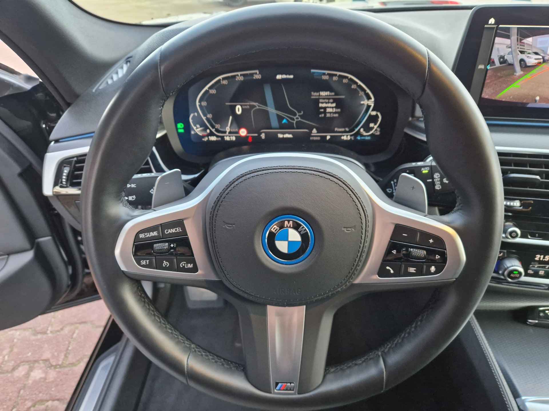 BMW 5 Serie Touring 530e Business Edition Plus Hybrid | ELEKTR. TREKH | NAVI | CAMERA | PANO | LEER | STOELVERW. - 29/67