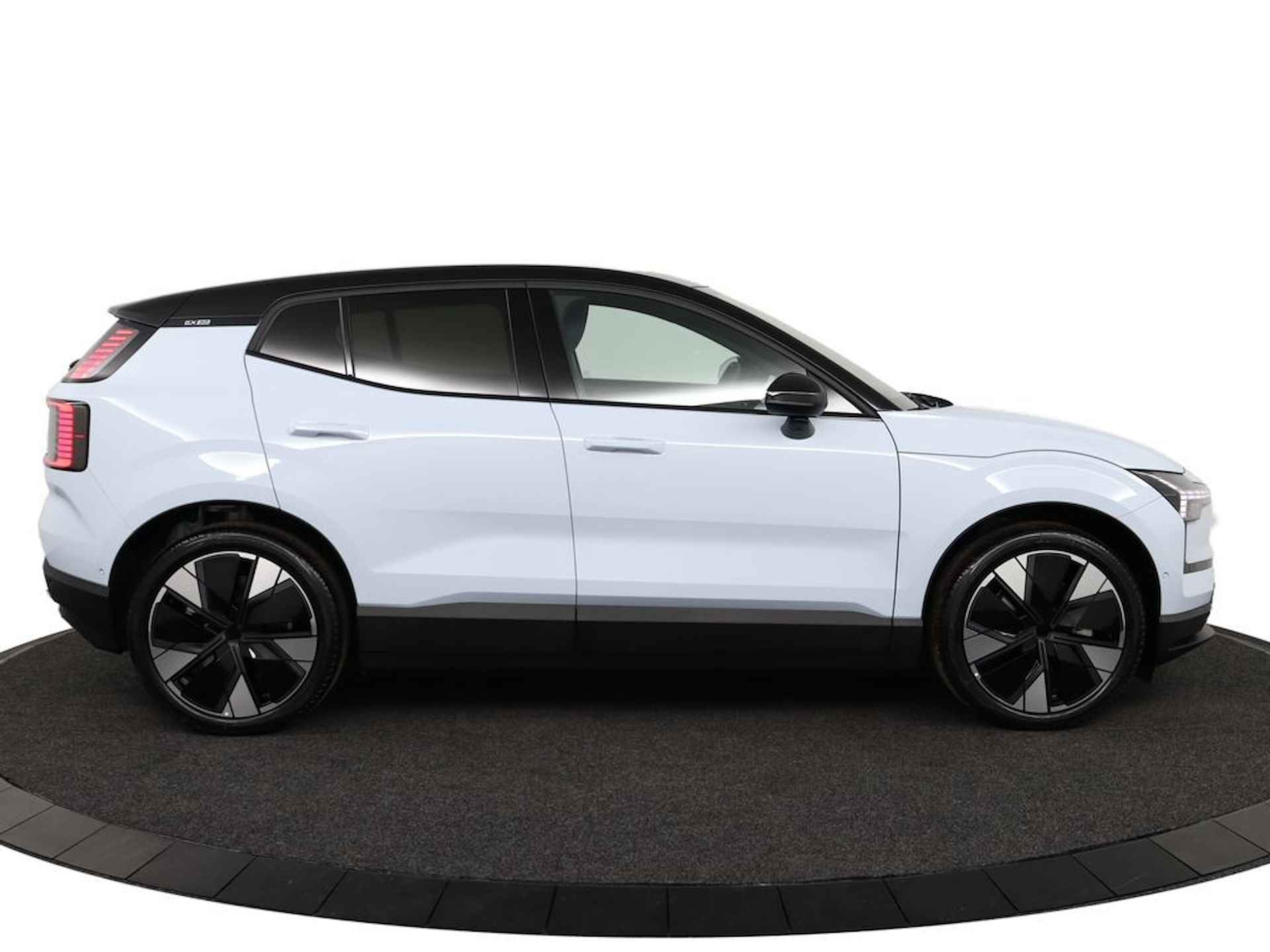 Volvo EX30 Single Motor Extended Range Ultra 69 kWh | 20"LM Velgen | Climate Pack | Getint glas | Panoramadak | Harman/Kardon | Adaptive Cr - 2/33