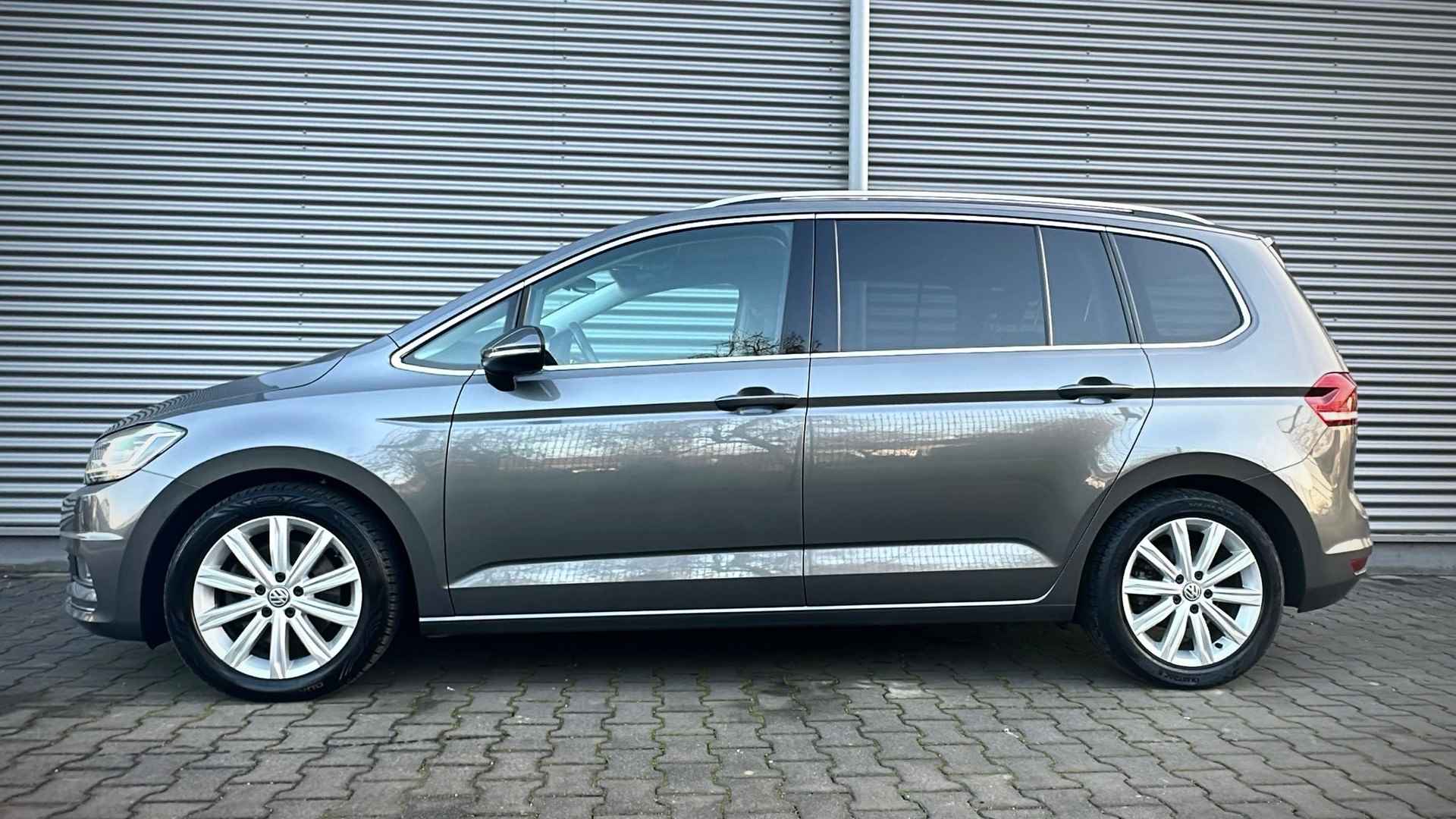 Volkswagen Touran 1.4 TSI Highline 7 Persoons - 3/23