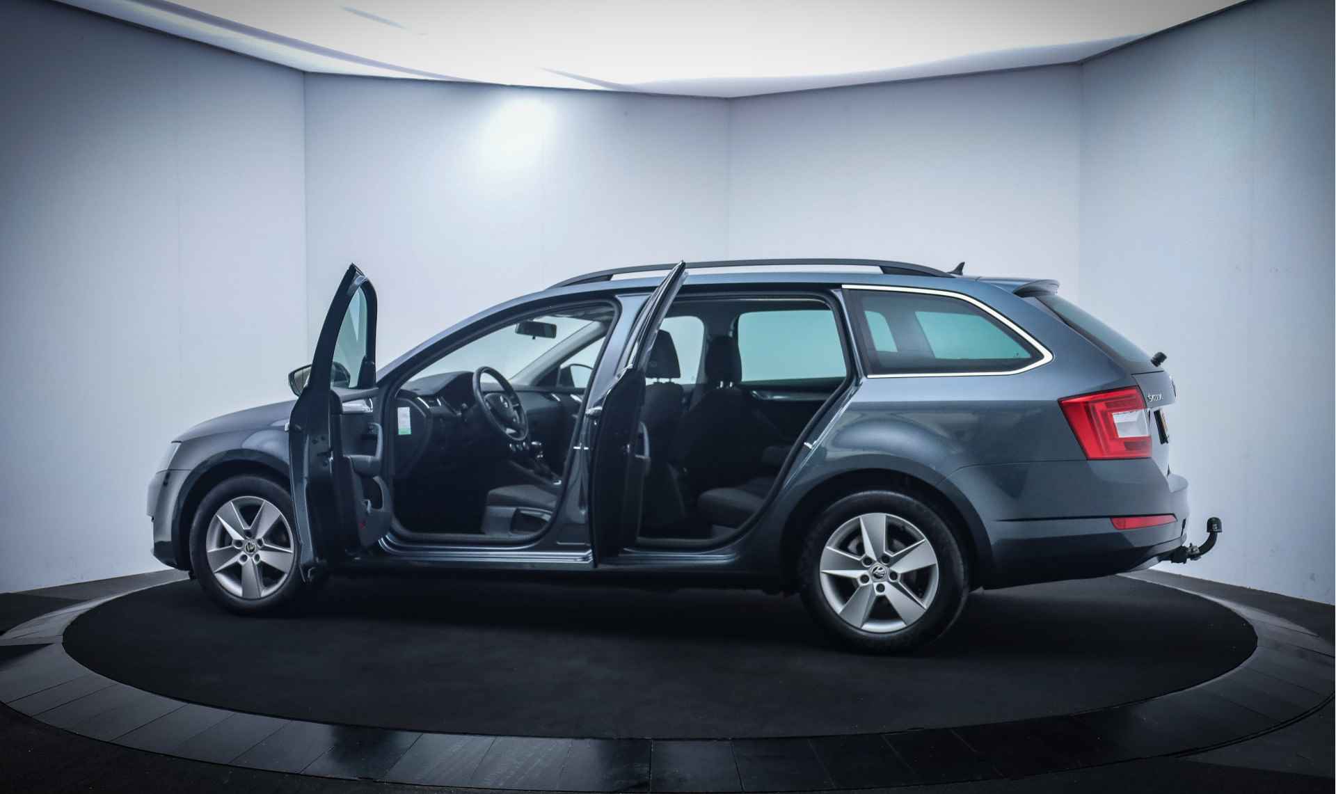 Škoda Octavia Combi 1.2TSI AMBITION NAVI/LMV/AIRCO/TREKHAAK/BLUETOOTH/PDC/CRUISE - 9/22