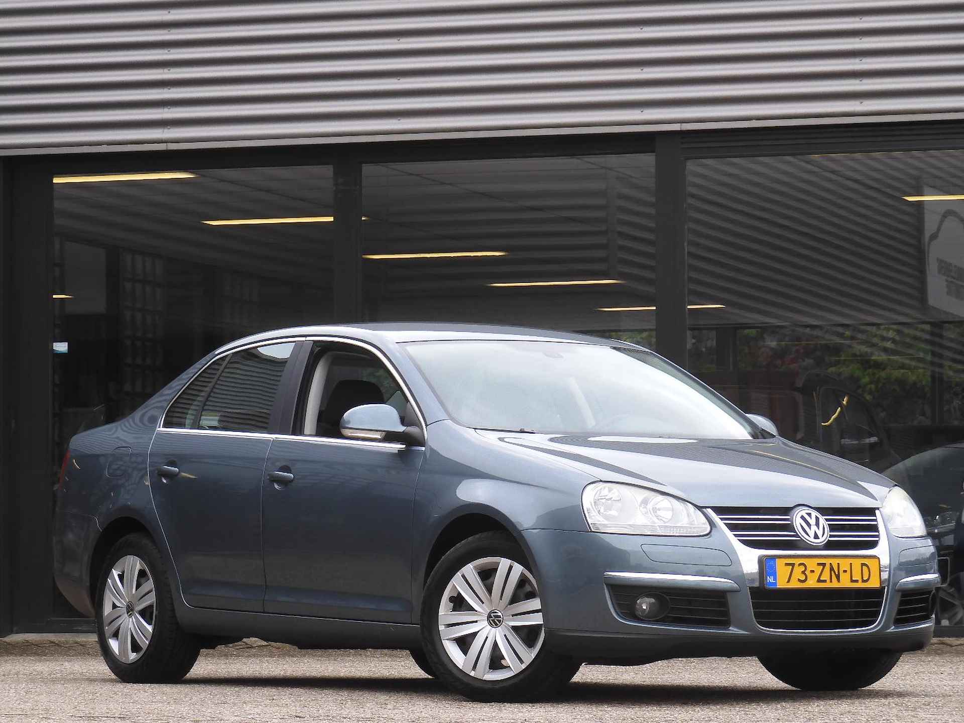 Volkswagen Jetta 1.4TSi / DISTRIBUTIE VERV./ 4 NIEUWE BANDEN - 21/24