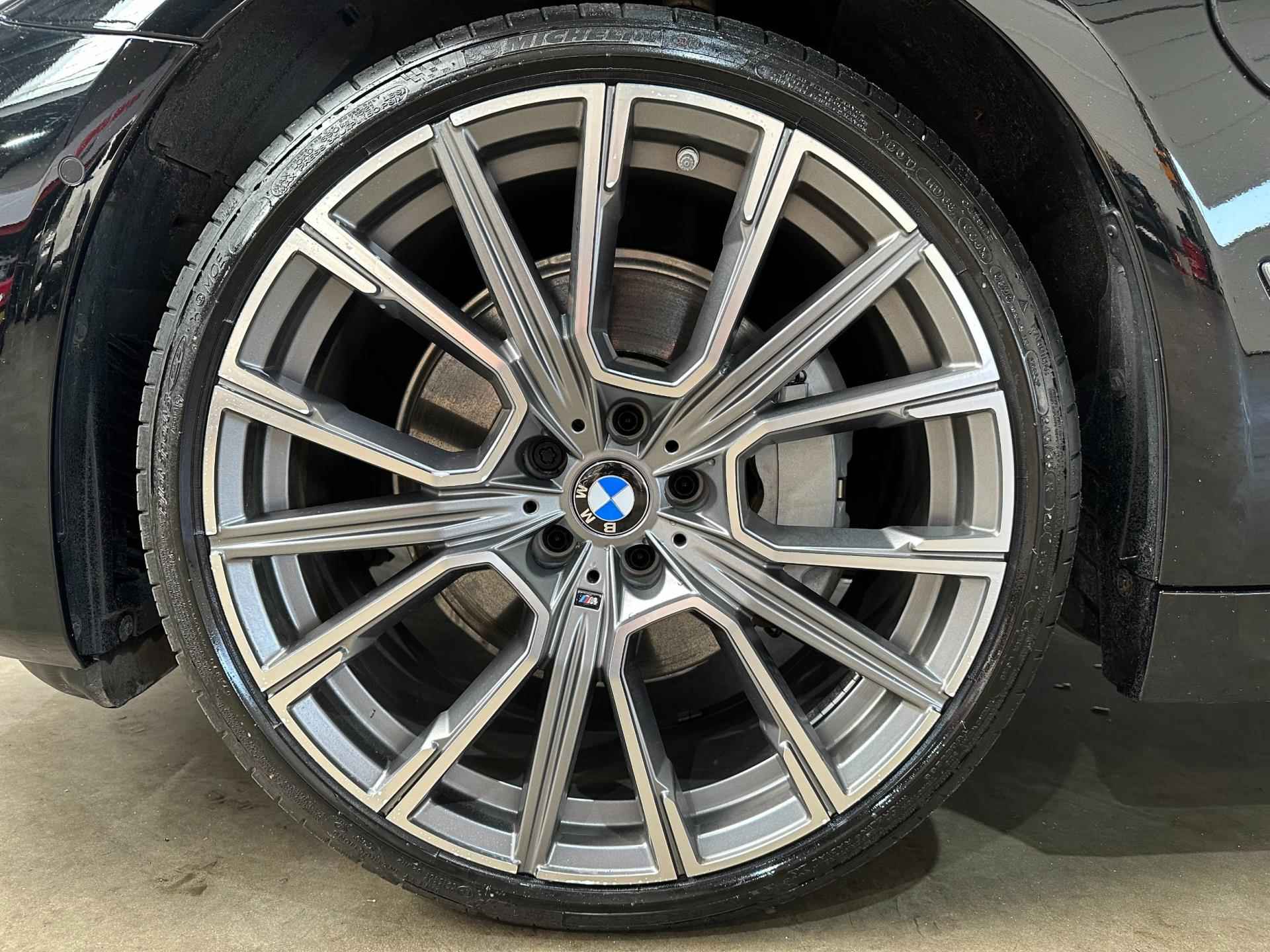 BMW 5-serie Touring 530e + Leder | Camera | Apple | LED | 20'' | ACC | 12 Maanden BOVAG - 10/31