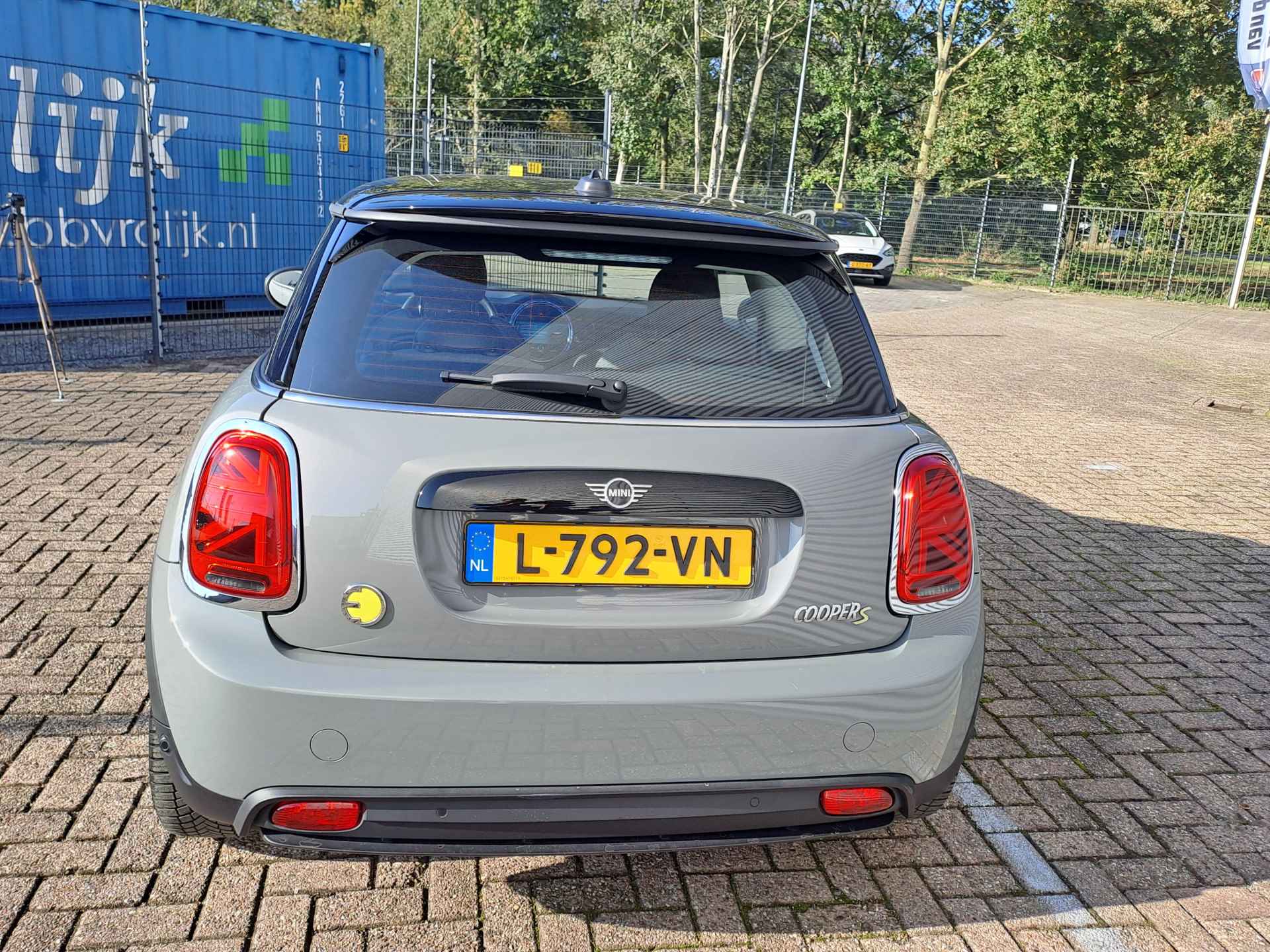 MINI Mini Electric Classic 33 kWh | Apple Carplay/Android Auto | PDC | Automaat | 100% Elektrisch - 4/32