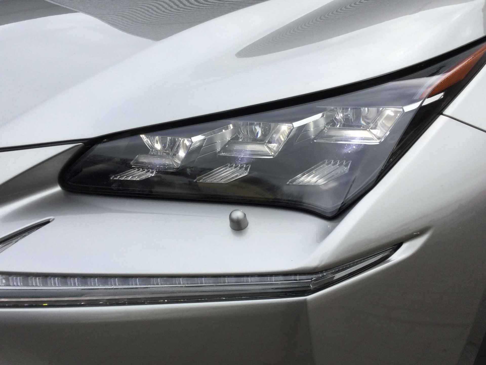 Lexus NX 300h AWD F Sport Line | Pano | LED | Leder | - 30/36