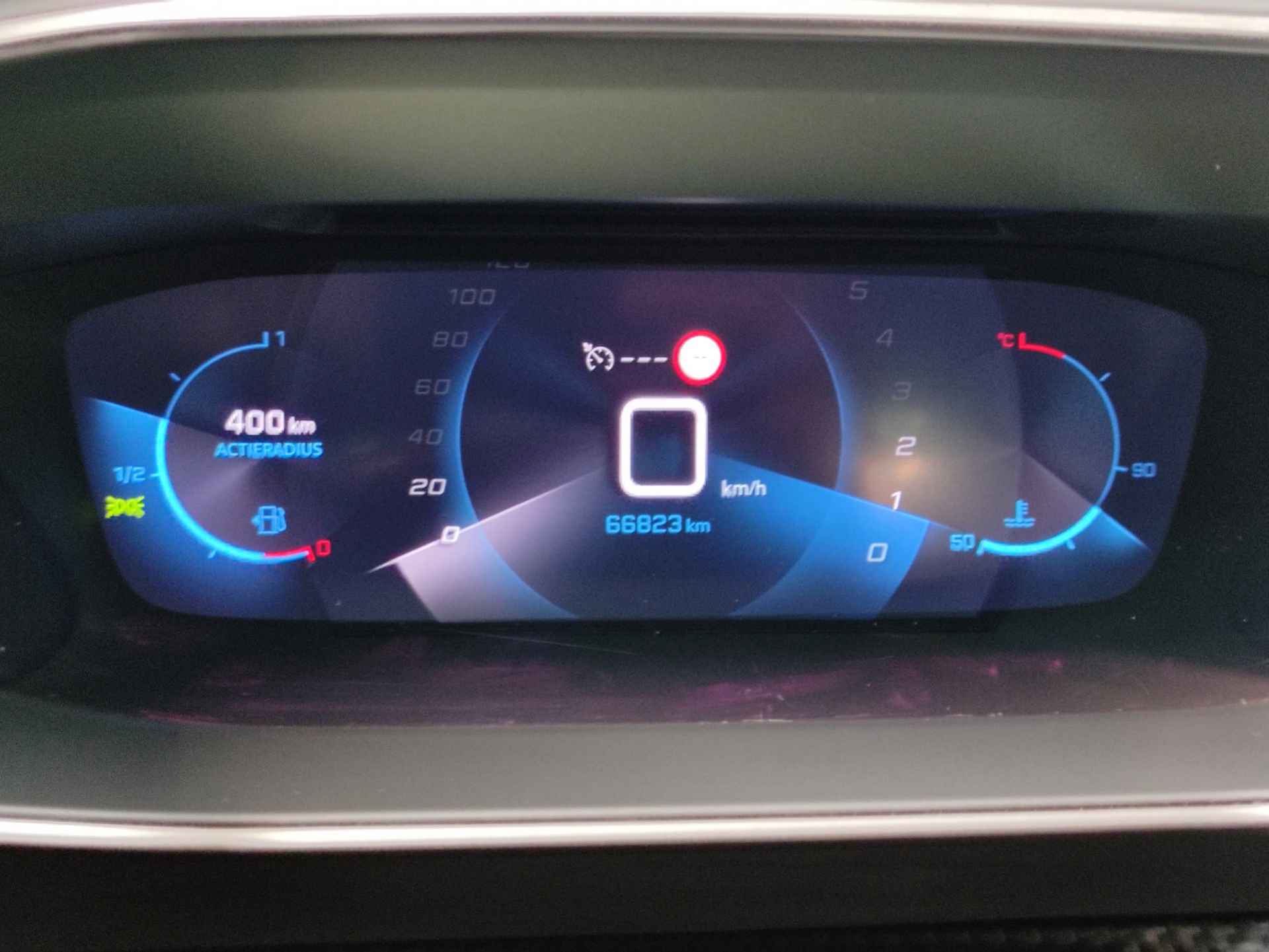 Peugeot 208 5-deurs 1.2 (100 pk) Allure - Apple Carplay - Android Auto - stoelverwarming - virtual cockpit - 29/46