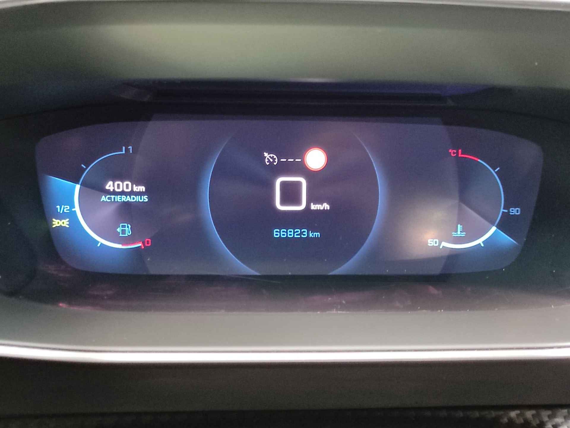 Peugeot 208 5-deurs 1.2 (100 pk) Allure - Apple Carplay - Android Auto - stoelverwarming - virtual cockpit - 30/46
