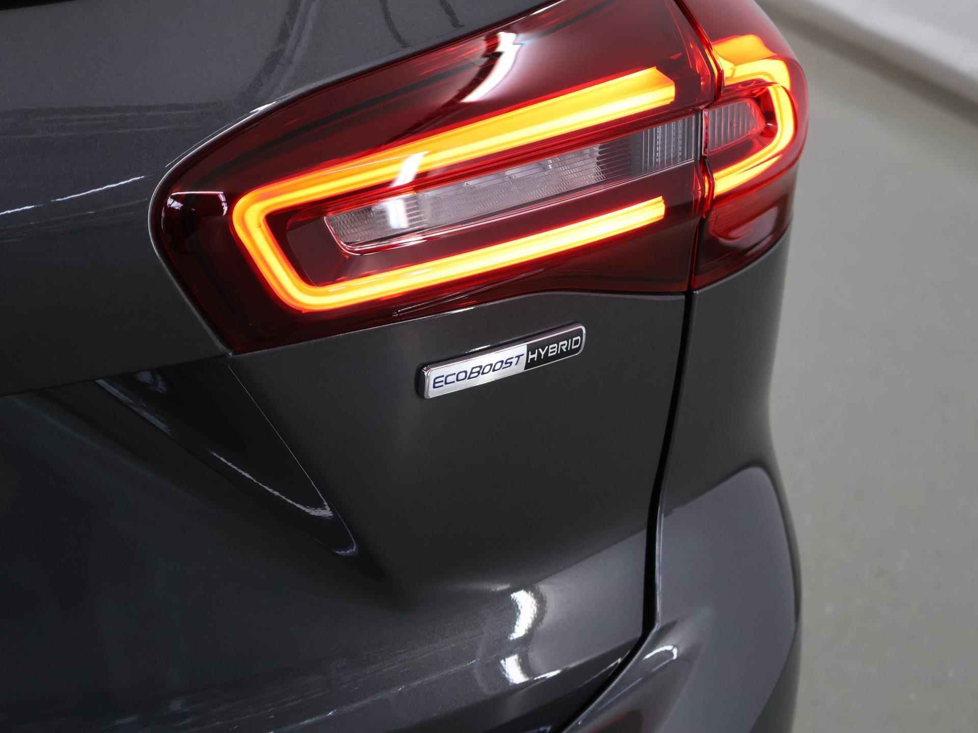 Ford Focus Wagon 1.0 EcoBoost Hybrid 155pk Aut. ST Line X | Adapt. Cruise Control | B&O Premium Audio | Winterpack | Draadloos CarPlay | - 38/41