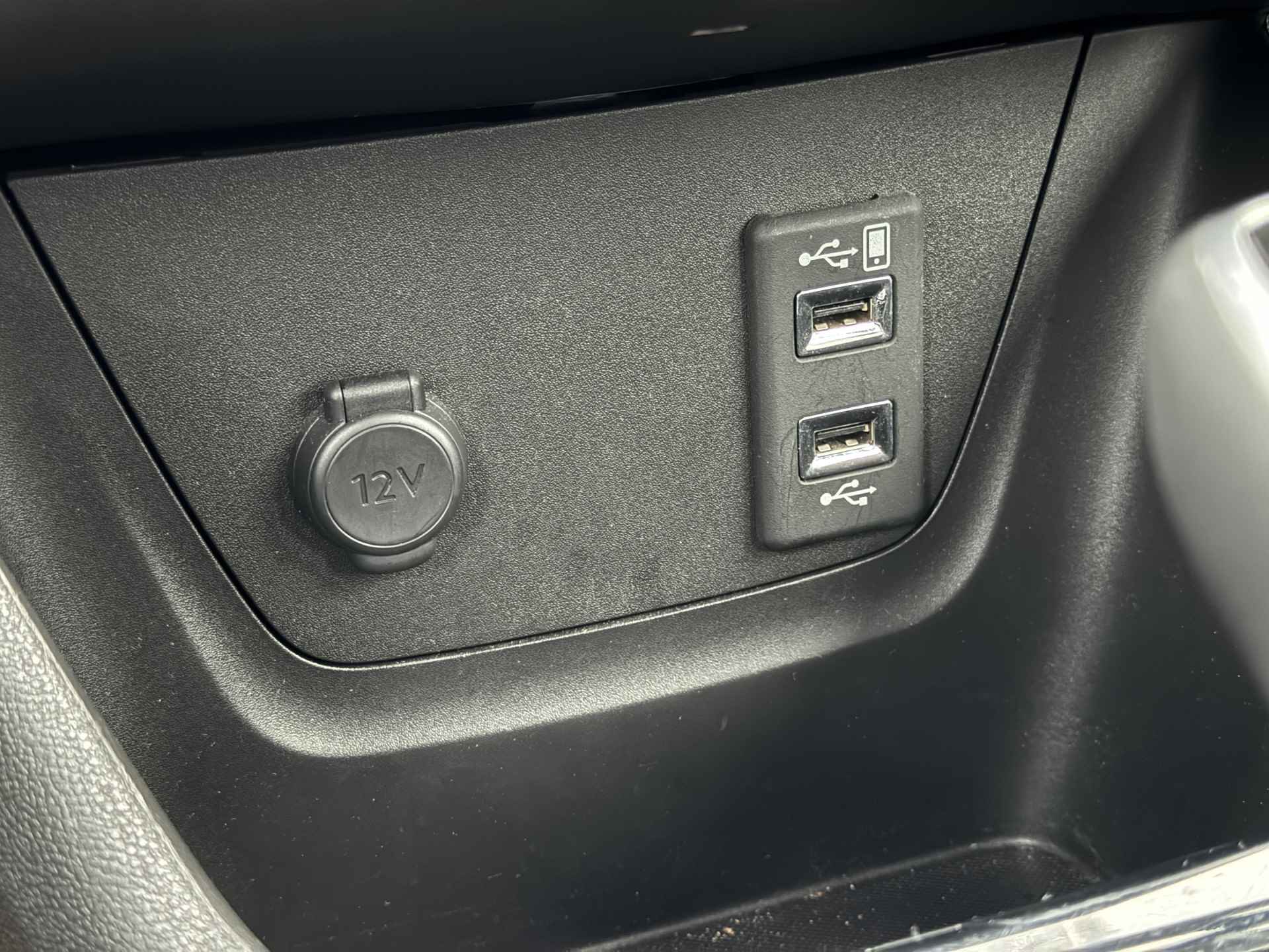 Opel Crossland X 1.2 Turbo Innovation Automaat met Navi/Camera, Climate Controle, Zwarte Accenten! - 16/23