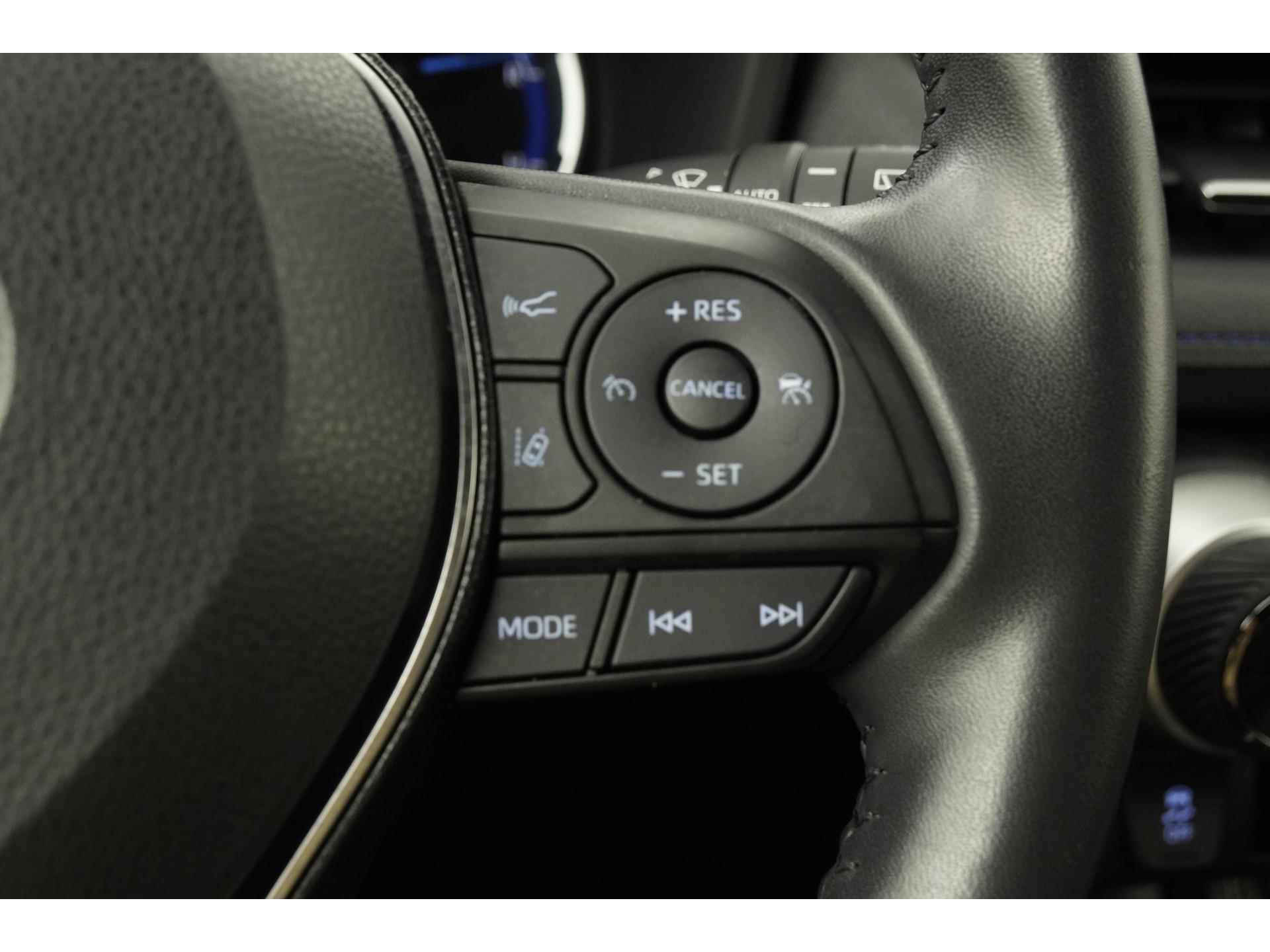 Toyota RAV4 2.5 Hybrid AWD Bi-Tone | Navigatie | JBL Sound | Zondag Open! - 9/33