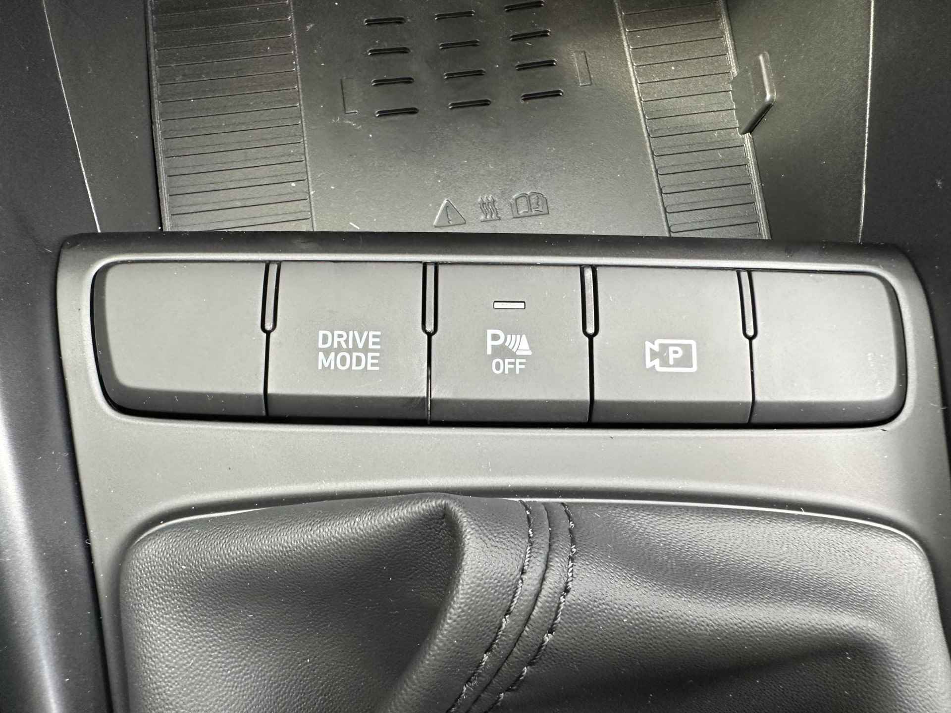Hyundai Bayon 1.0 T-GDI Comfort Smart / Cruise Control / Navigatie / Achteruitrijcamera / Apple carplay & Android auto / Airco / - 14/30