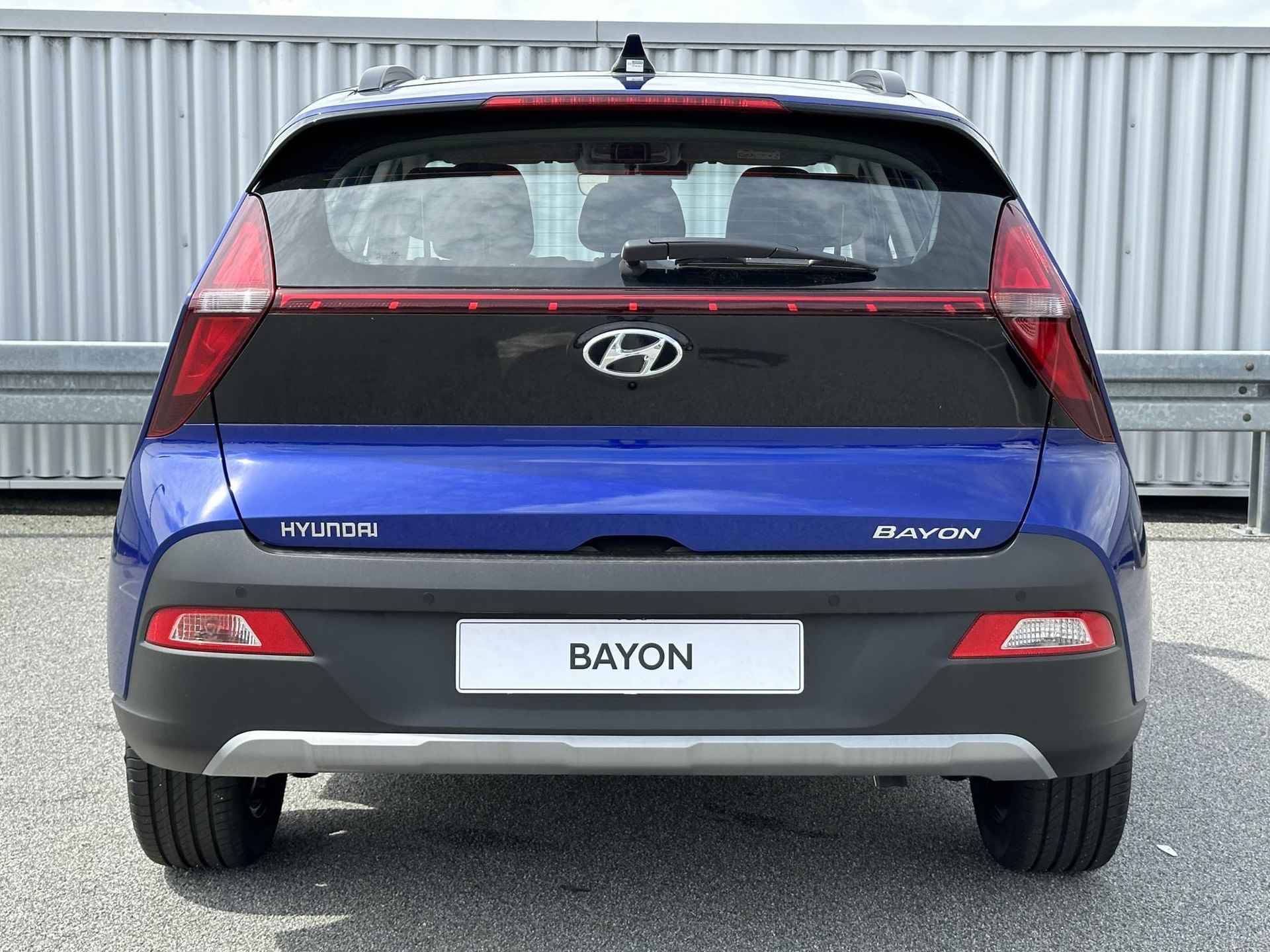 Hyundai Bayon 1.0 T-GDI Comfort Smart / € 2.500,- Registratie korting + GRATIS All Seasonbanden + € 1.200,- Prijsvoordeel / Cruise Control / Navigatie / Achteruitrijcamera / Apple carplay & Android auto / Airco / - 22/30