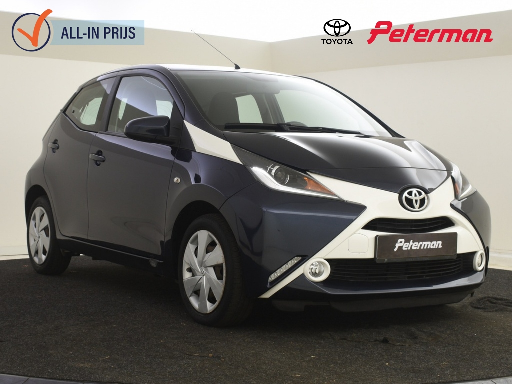 Toyota Aygo 1.0 VVT-i x-play | Navigatie