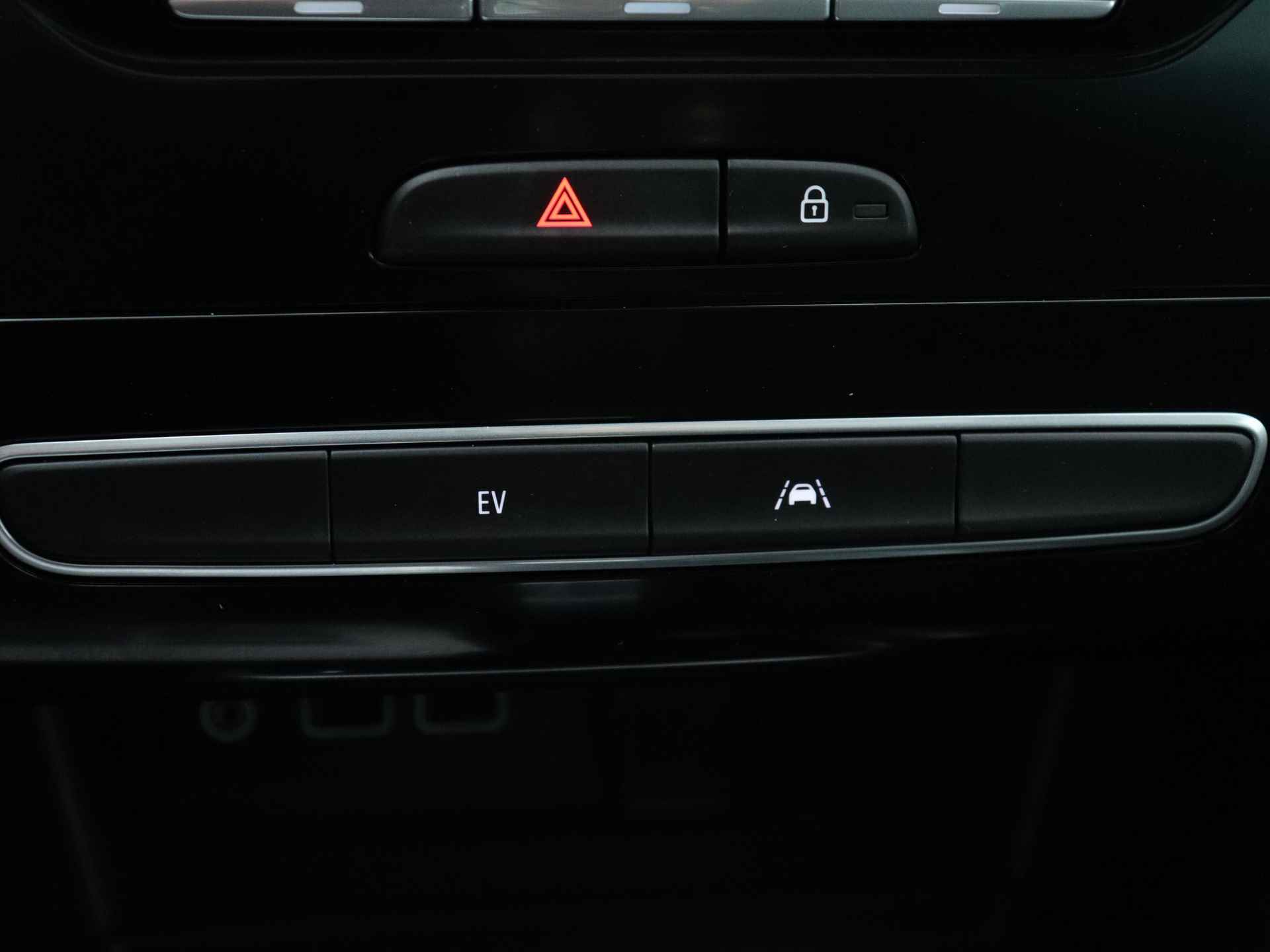 Renault Mégane Estate 1.6 E-Tech Plug-In Hybrid 160PK Intens / PANORAMADAK - 19/42