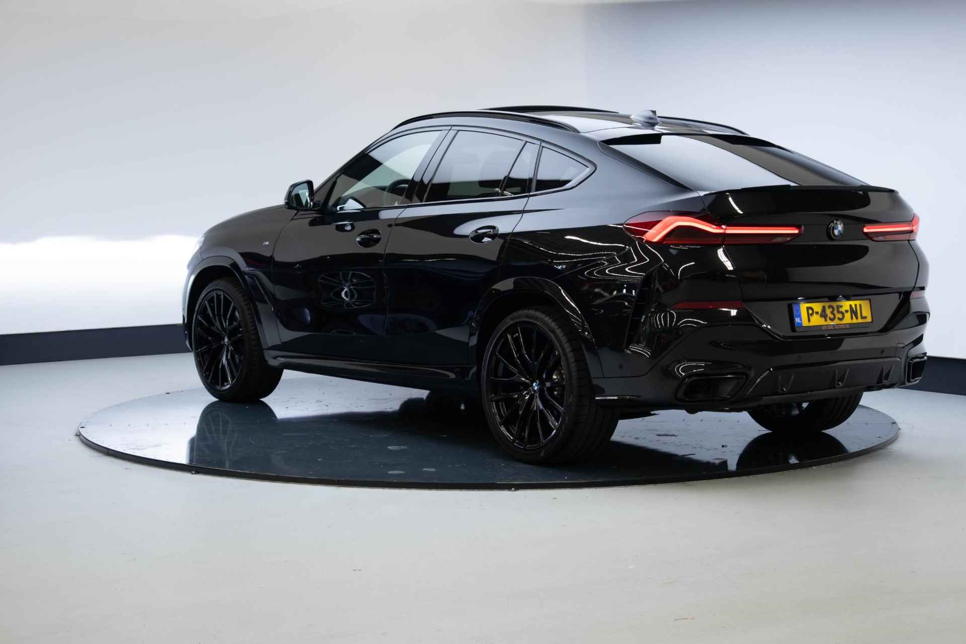 BMW X6 xDrive40i High Executive | M-Sport | 22 Inch | Panoramadak | Trekhaak | - 20/28