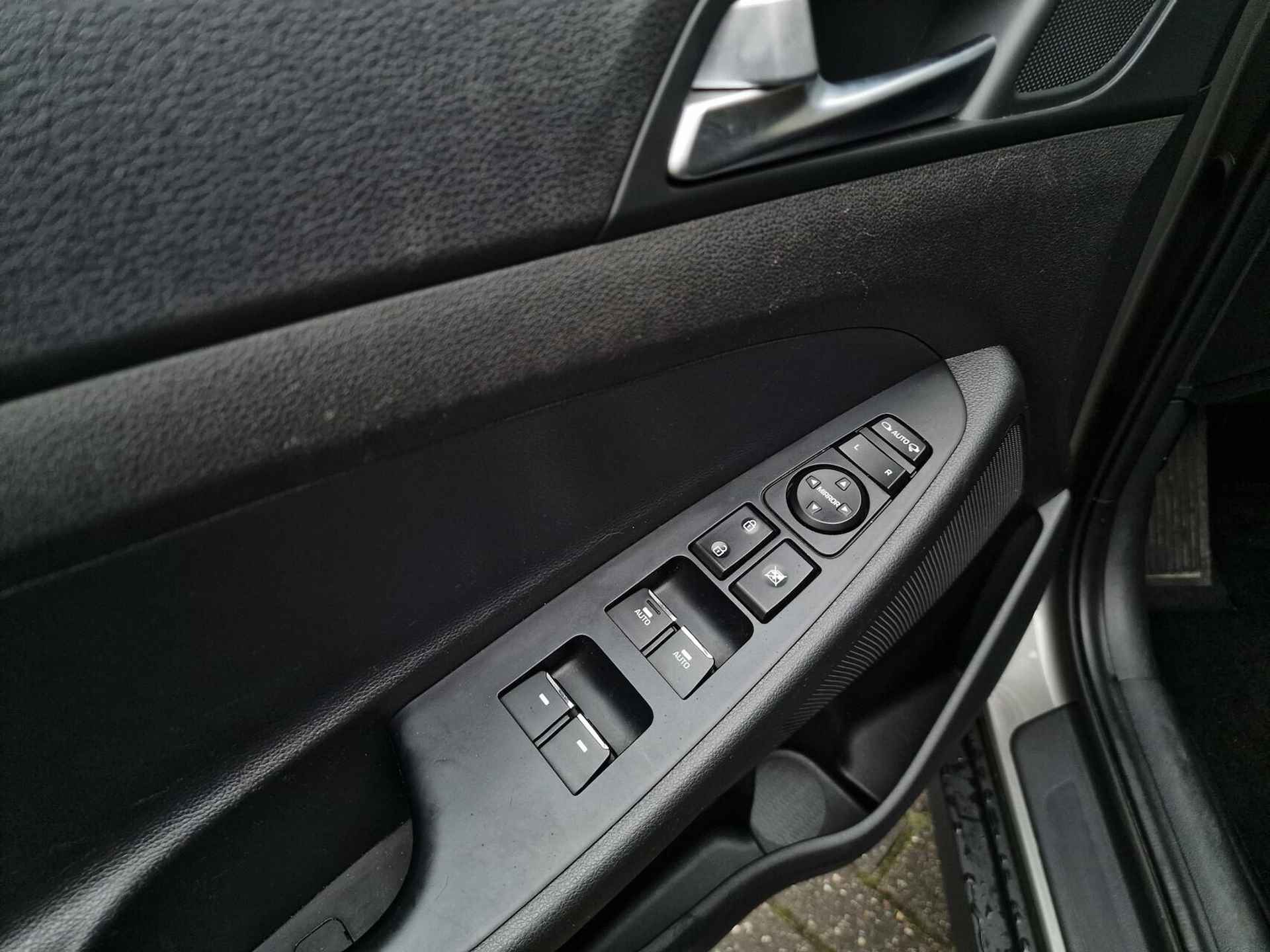Hyundai Tucson 1.6 T-GDI 177PK Comfort|Clima|Cruise|Stoel&Stuur-verwarming|Camera|Automaat| - 13/17