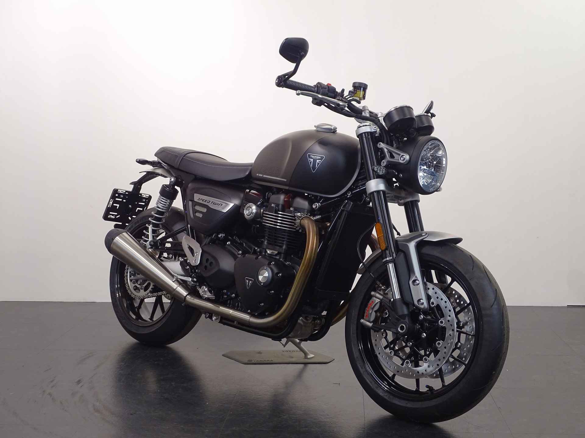 Triumph SPEED TWIN 1200 - 12/12